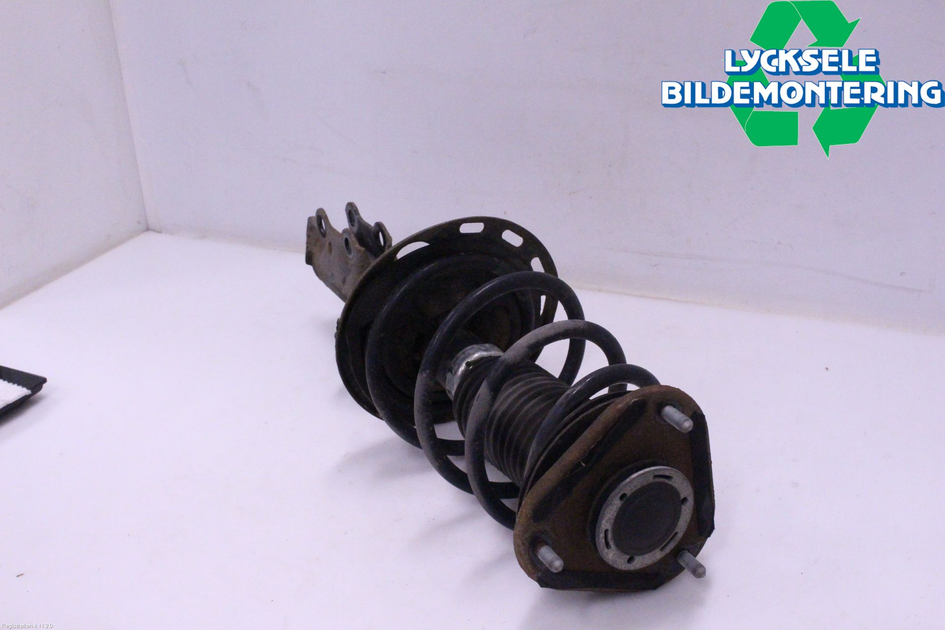 Toyota VERSO 09-18 Fjäderben Fram Höger