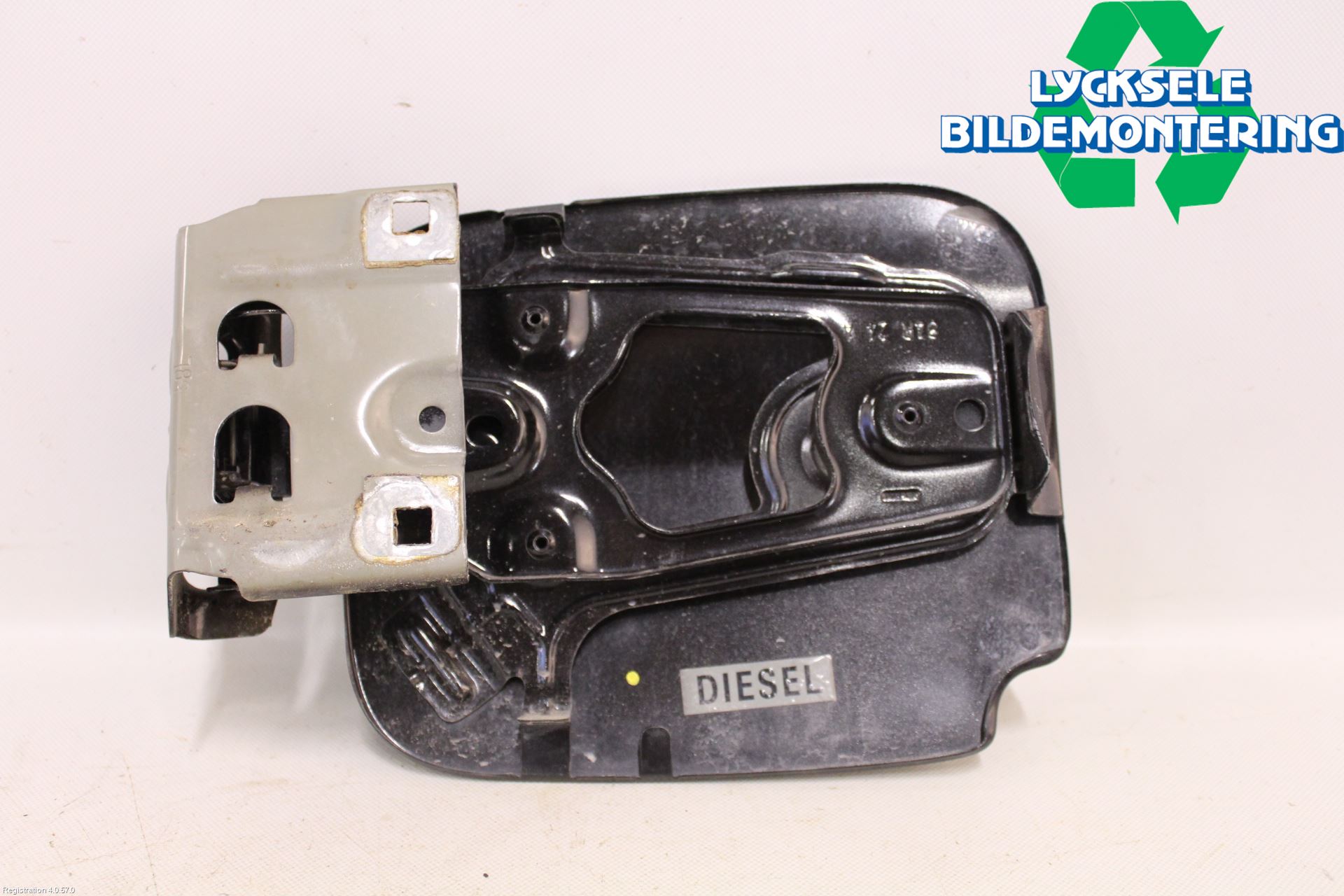 Dacia DUSTER 10-17 Tanklucka