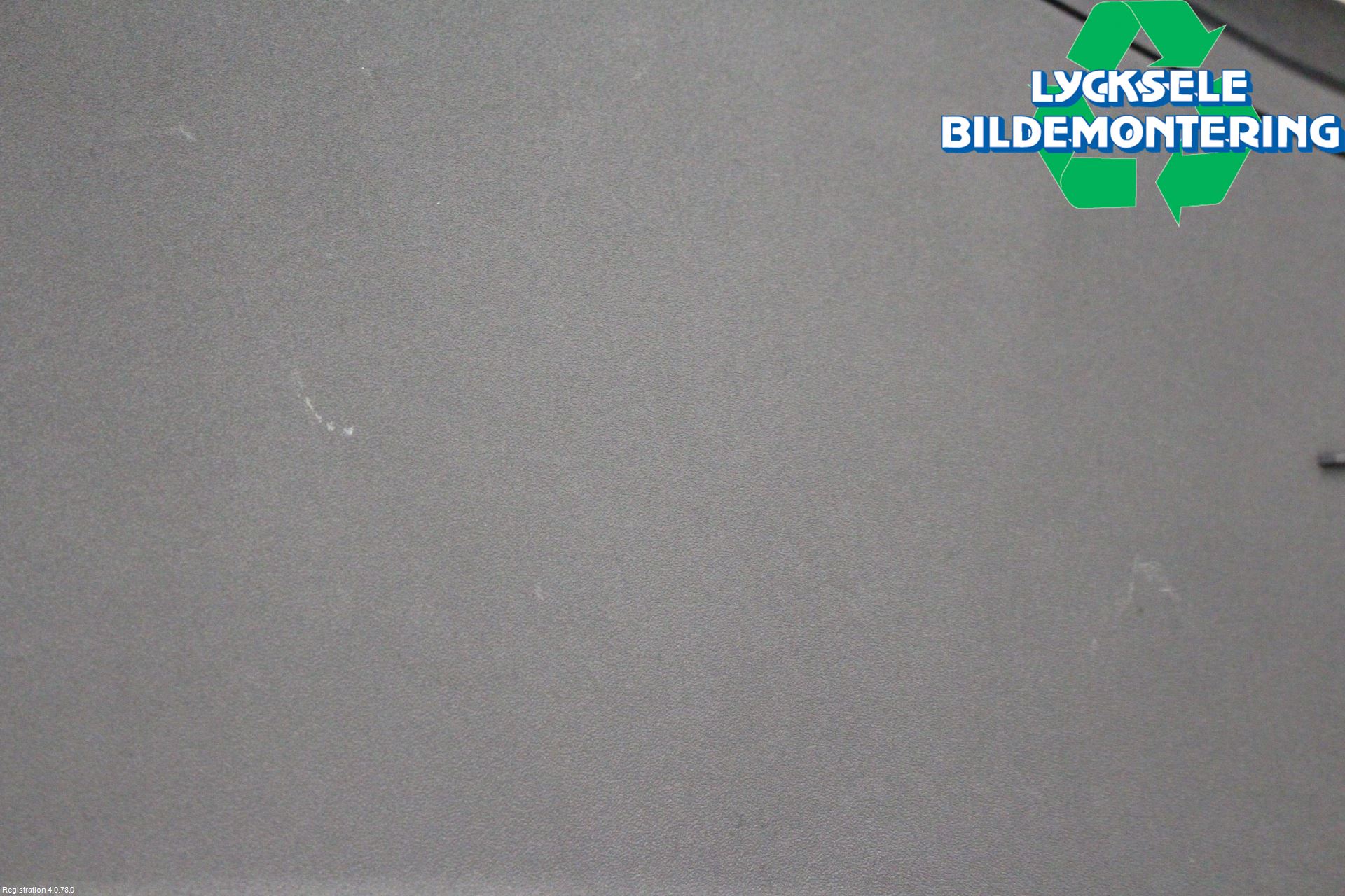 Audi A6 F2/C8 19- Torpedplåt-Torpedplast