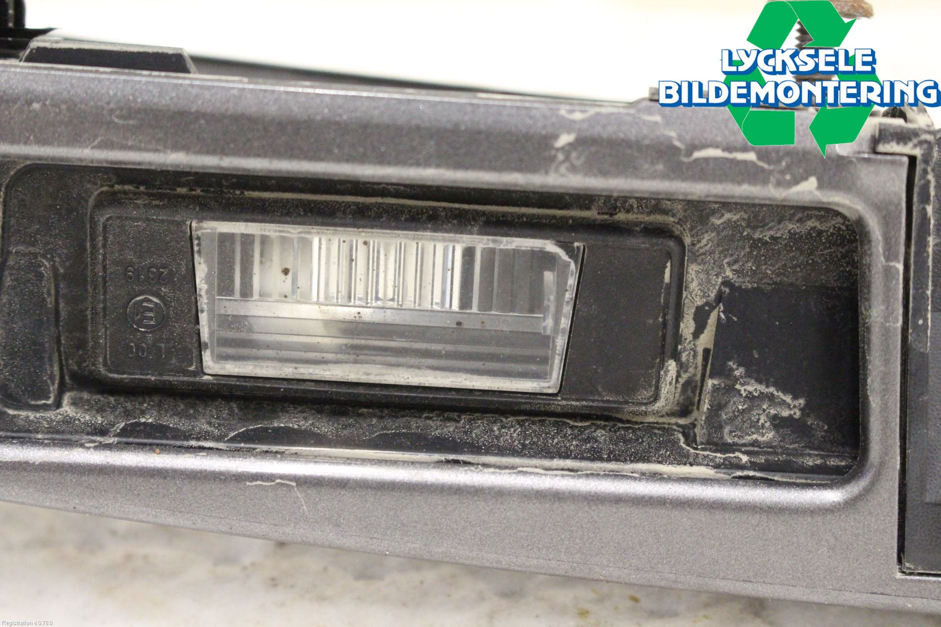 Nissan JUKE 10-14 Bakluckehandtag