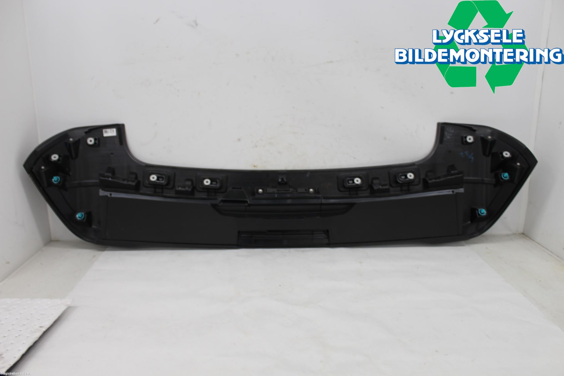 Subaru OUTBACK 21- Spoiler Baklucka