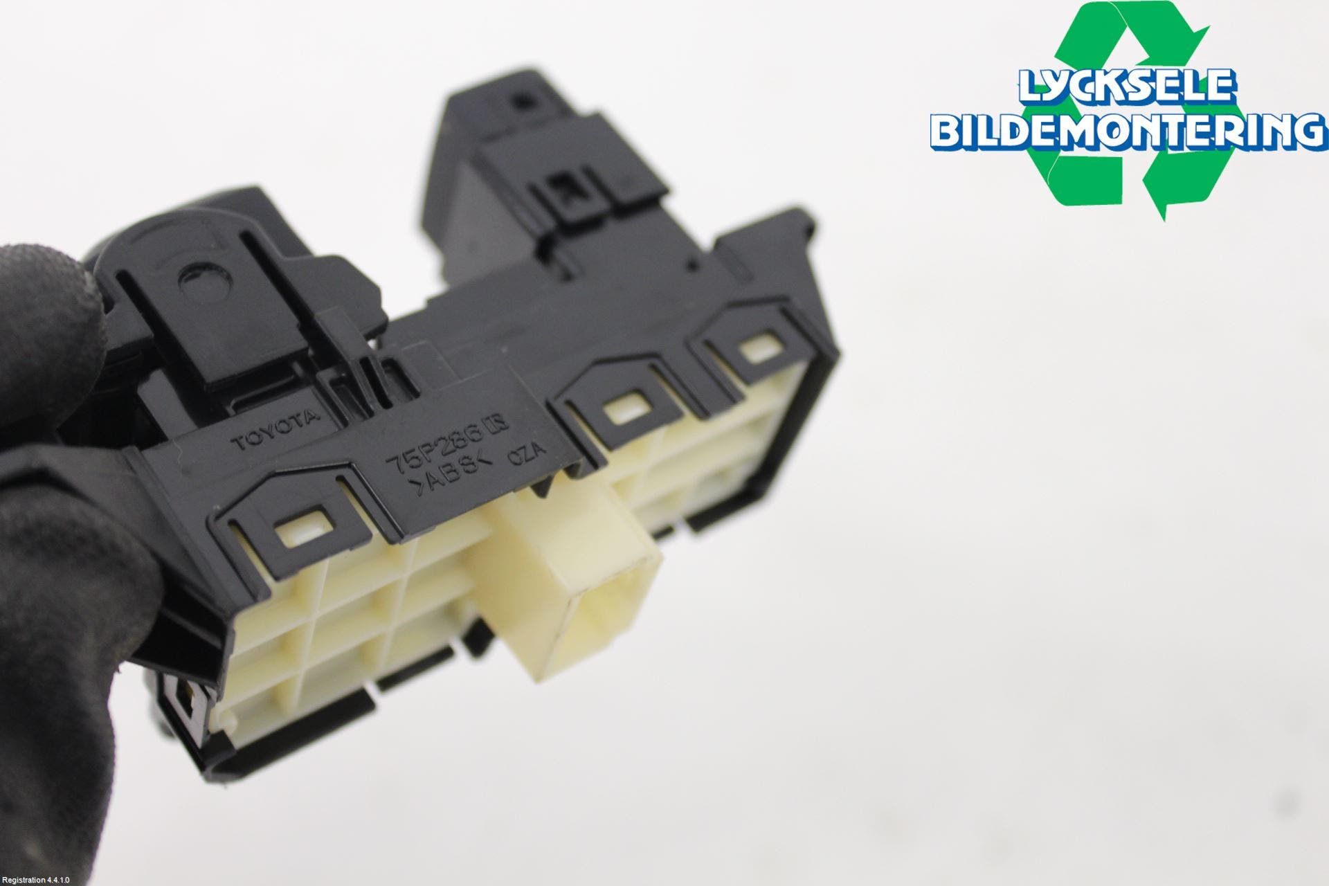 Toyota YARIS CROSS XP21 21- Strömställare Parkeringsbroms