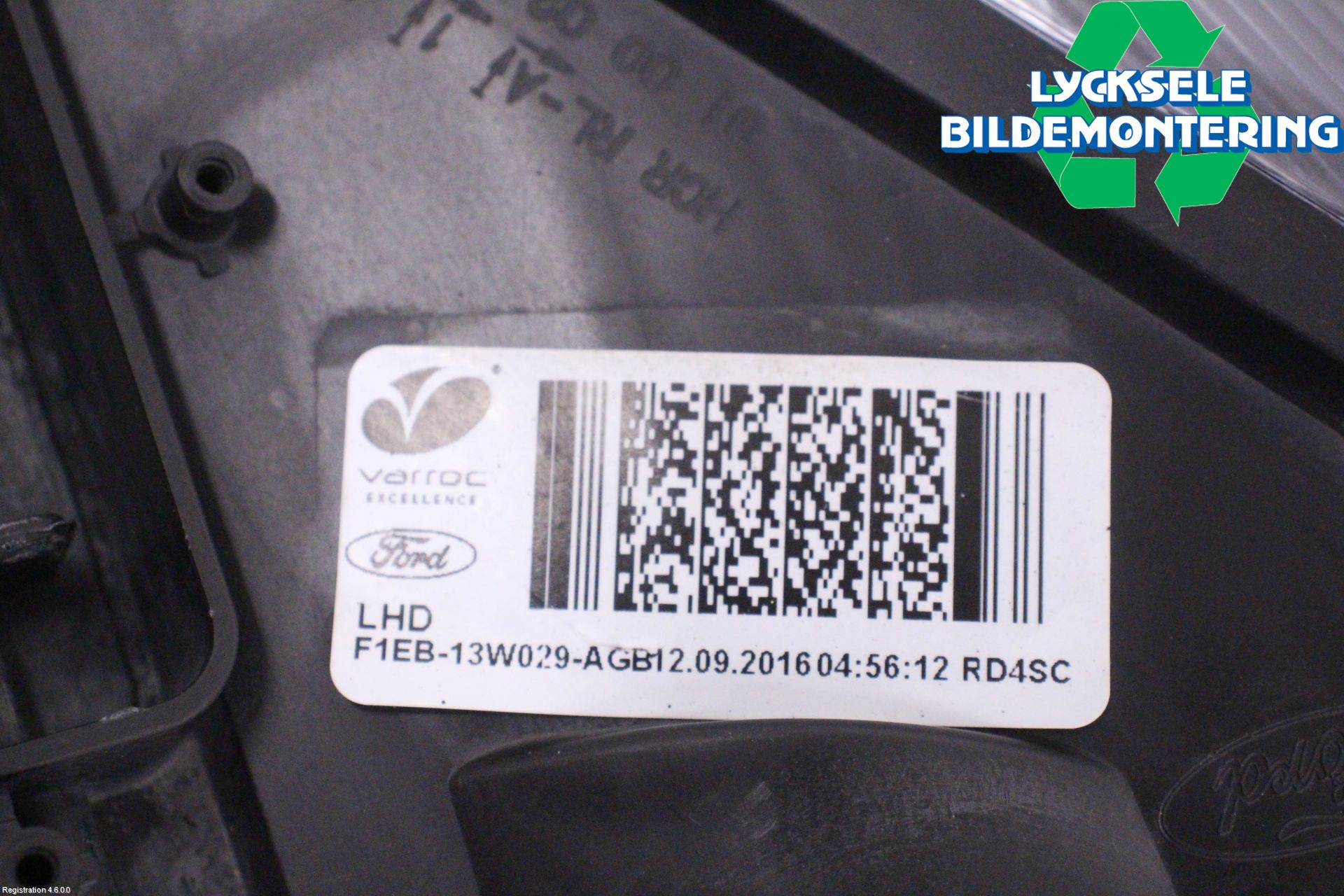 Ford FOCUS 15-18 Strålkastare Höger