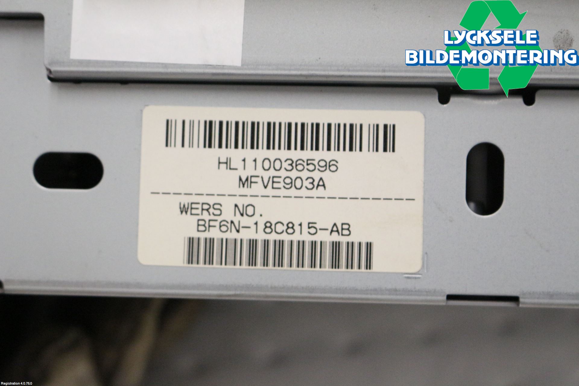 Volvo XC60 09-13 Cd Radio - Multimediapanel