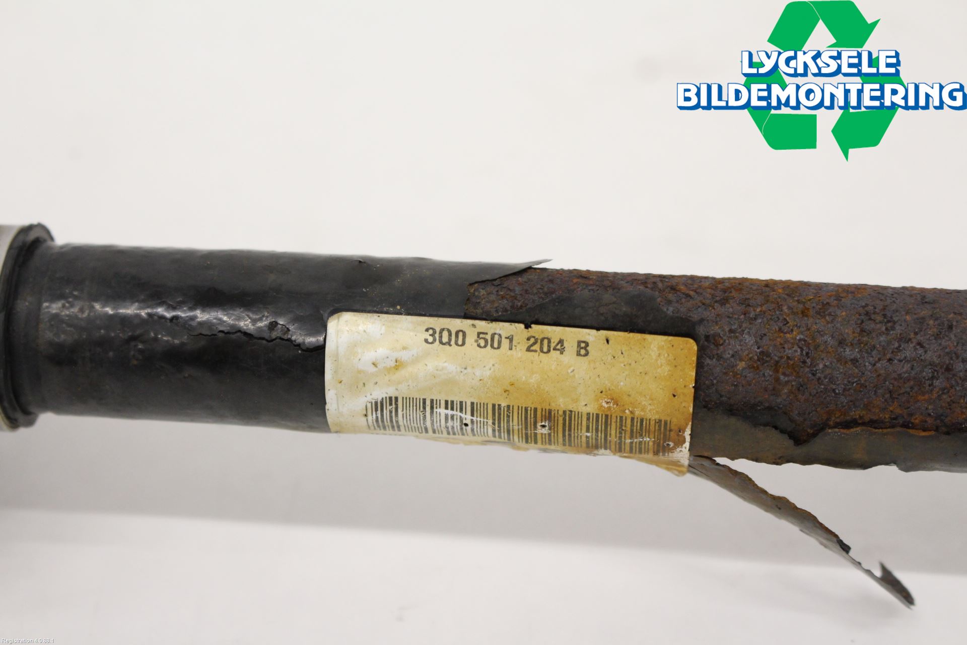 Volkswagen VW TIGUAN 16-24 Drivaxel Bak Höger