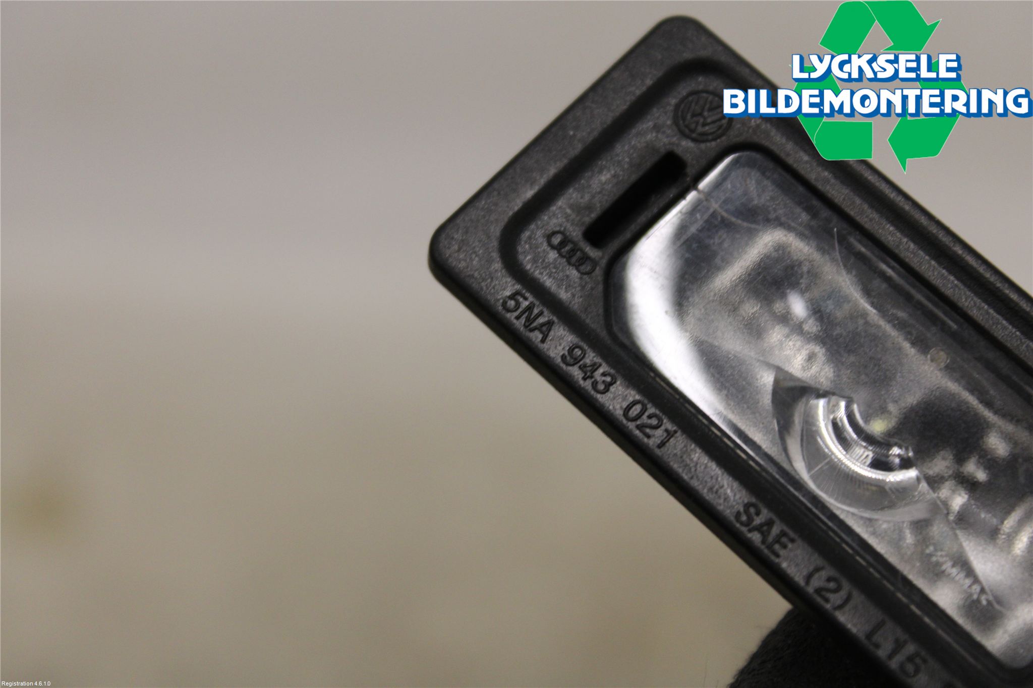 Audi A6 F2/C8 19- Skylt Belysning