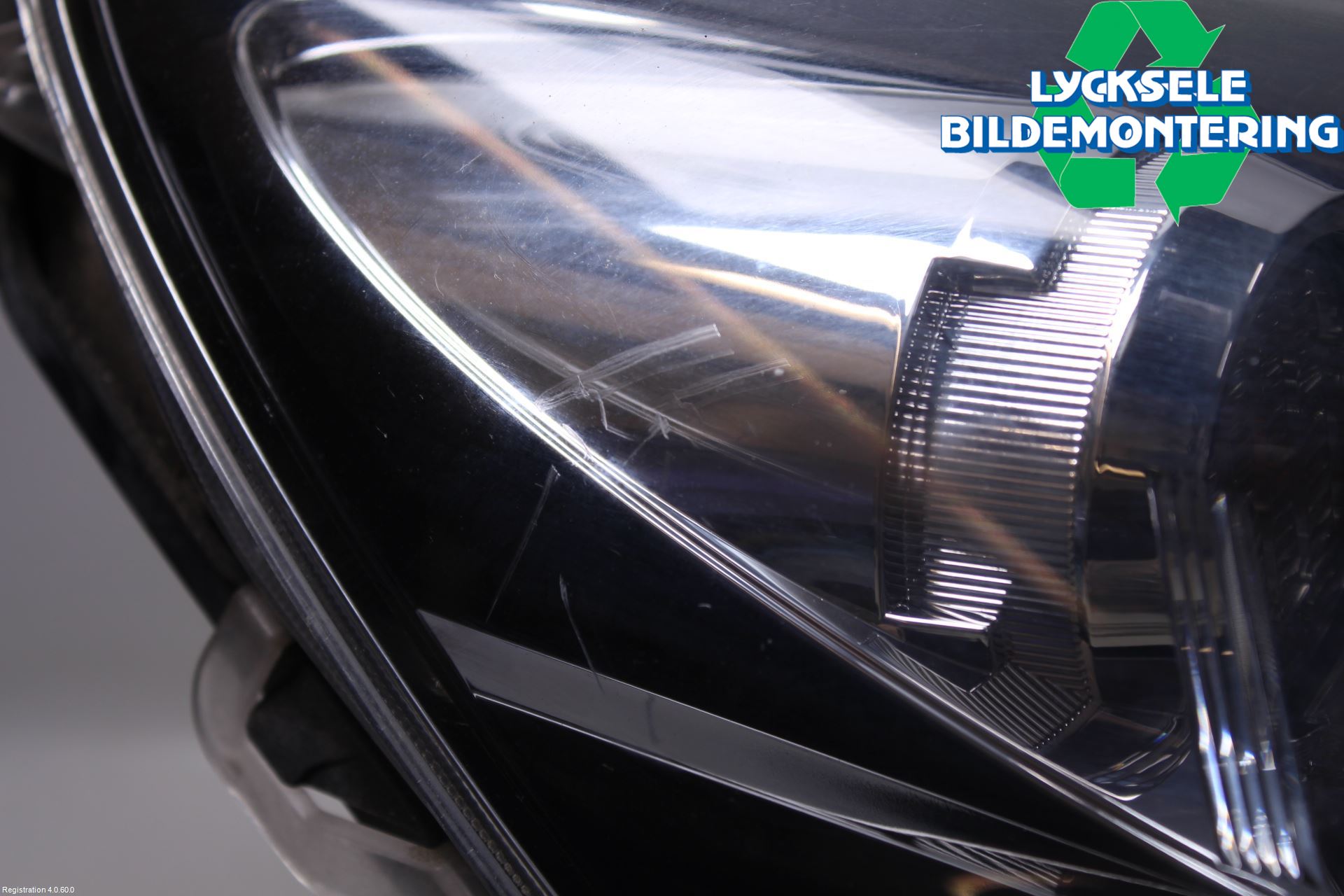 Subaru LEGACY 10-14 Strålkastare Höger