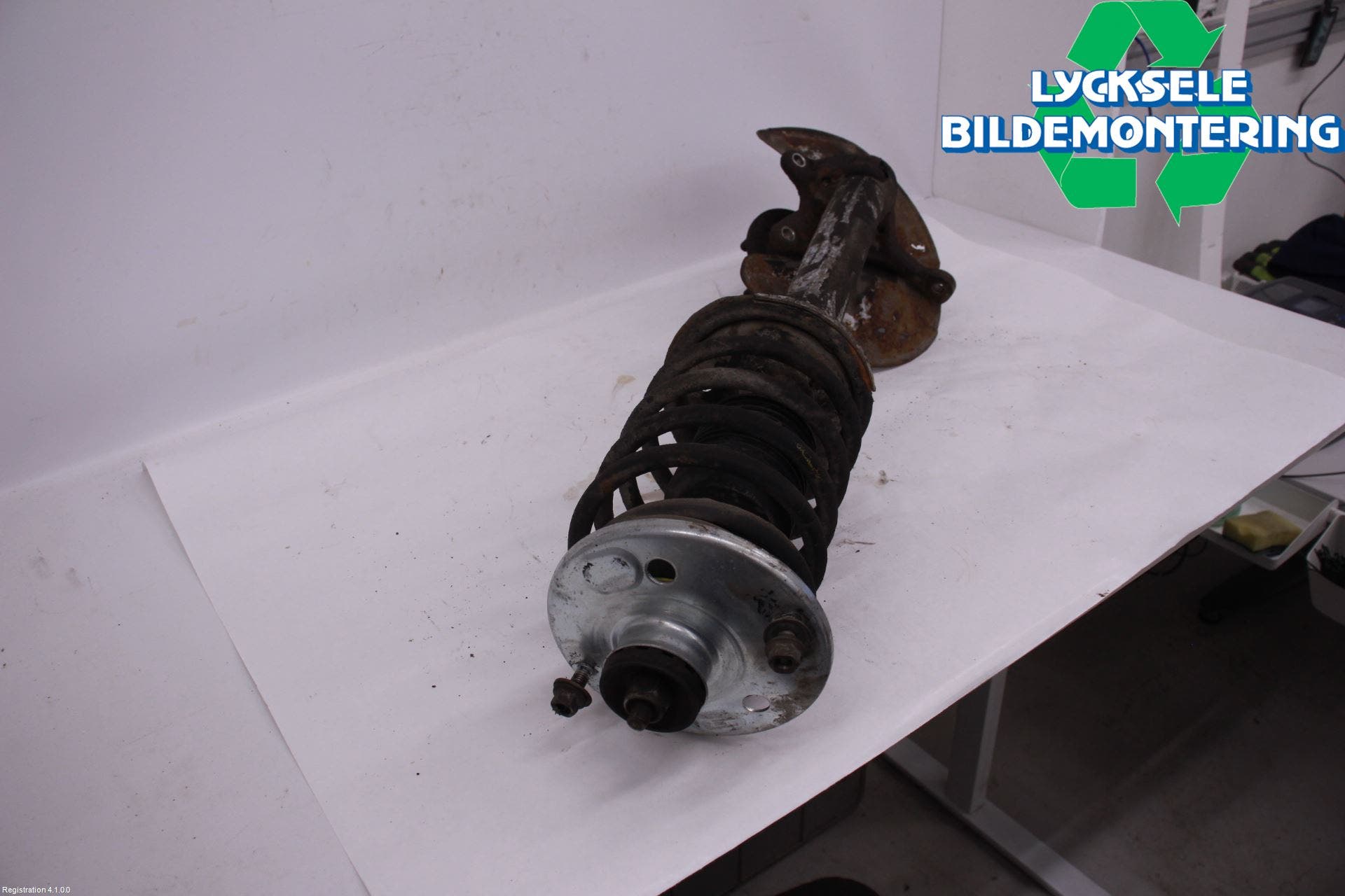 Volvo 740 88-92 Fjäderben Fram Höger