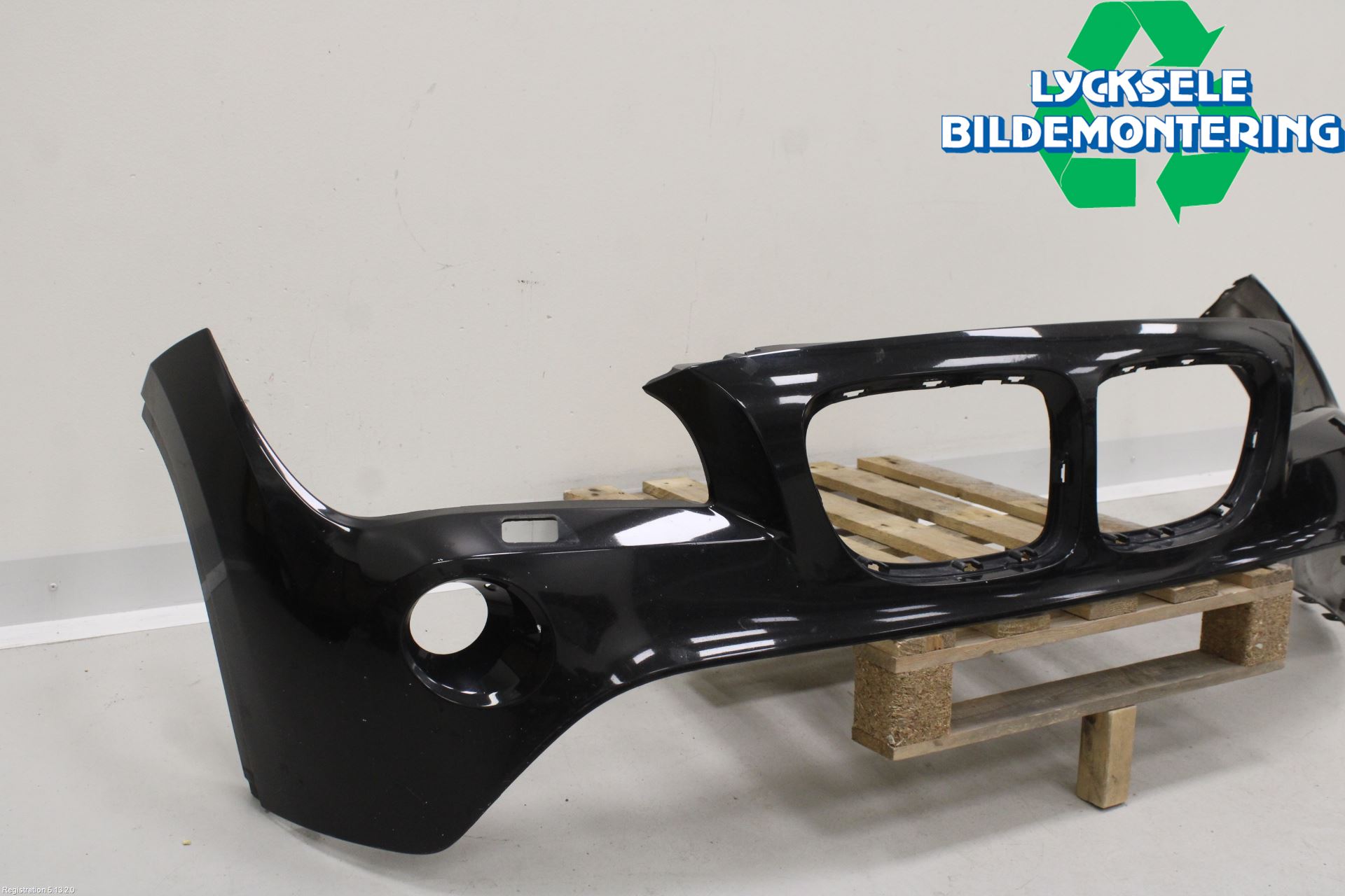 BMW X1 E84 10-15 Stötfångarbeklädnad Fram