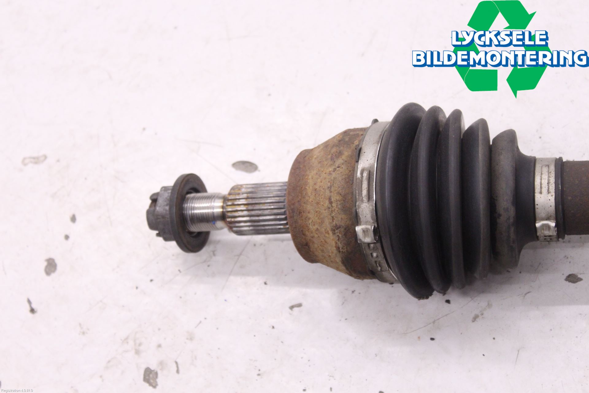 Ford TRANSIT/TOURNEO CONNECT 13-22 Drivaxel Fram Höger