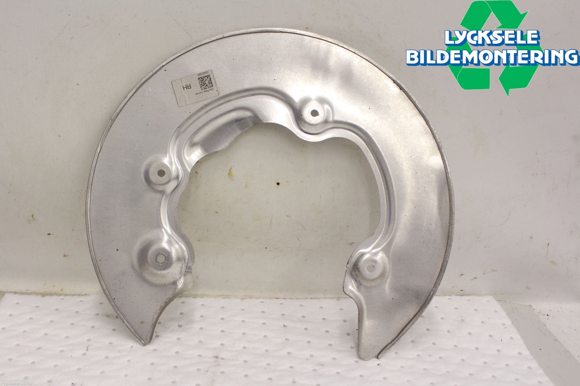 BMW 3 G20/G21/G80/G81 19- Bromssköld Bak