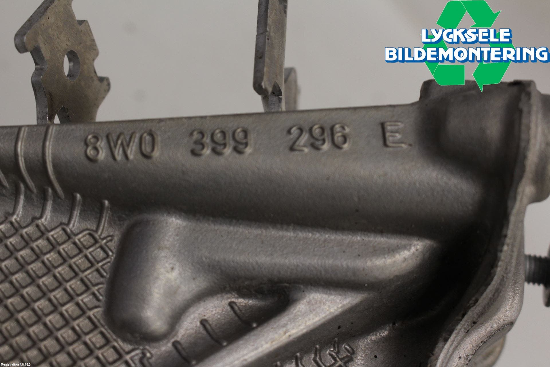 Audi A5 17- Växellådsfäste