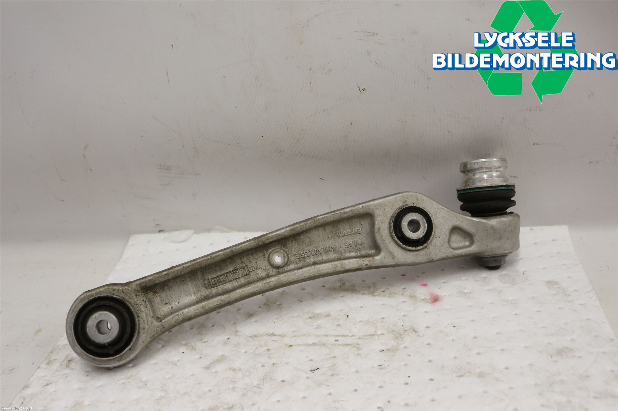 Audi A6 F2/C8 19- Bärarm Fram Undre Vä