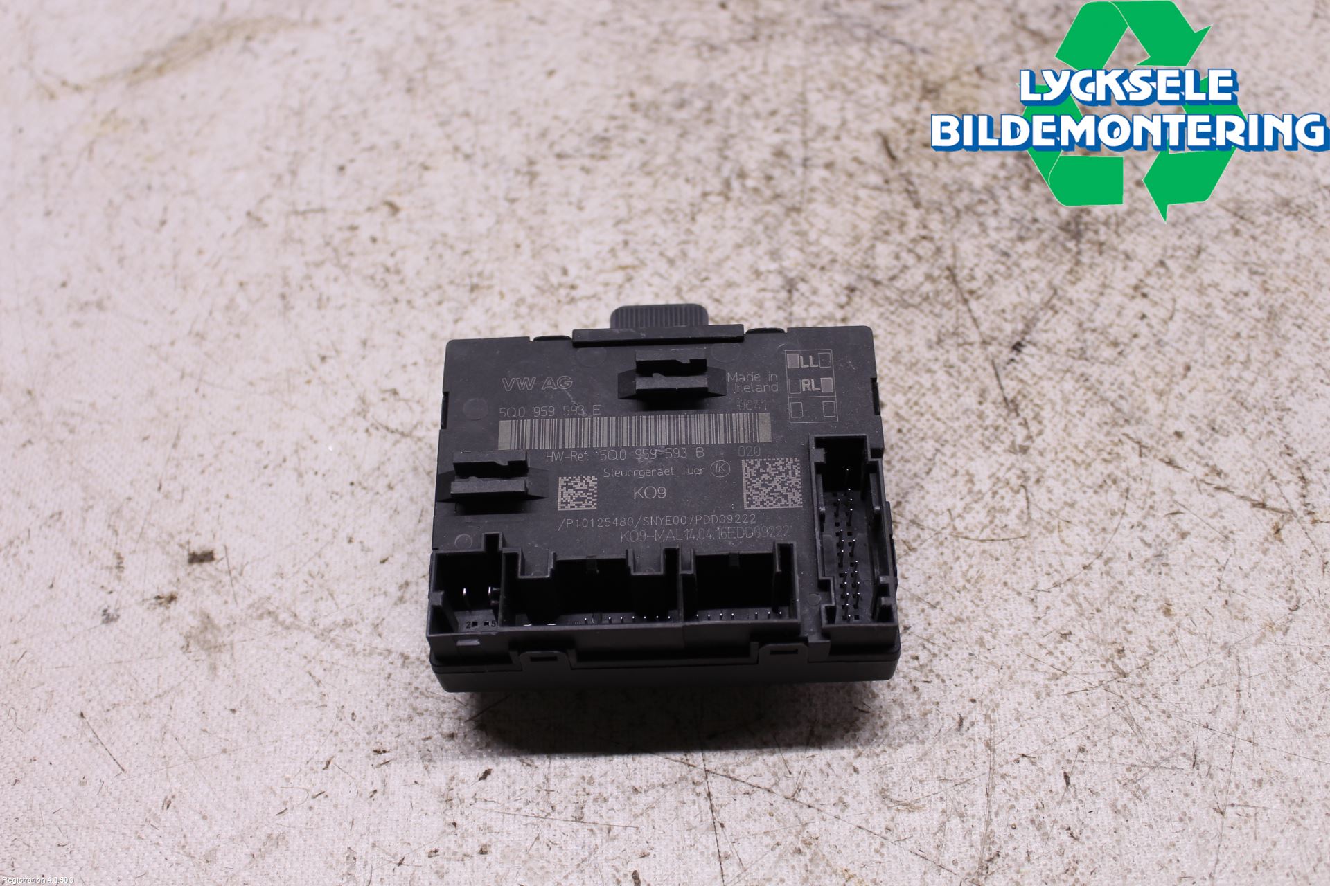 Skoda SUPERB 16-24 Styrenhet Dörr