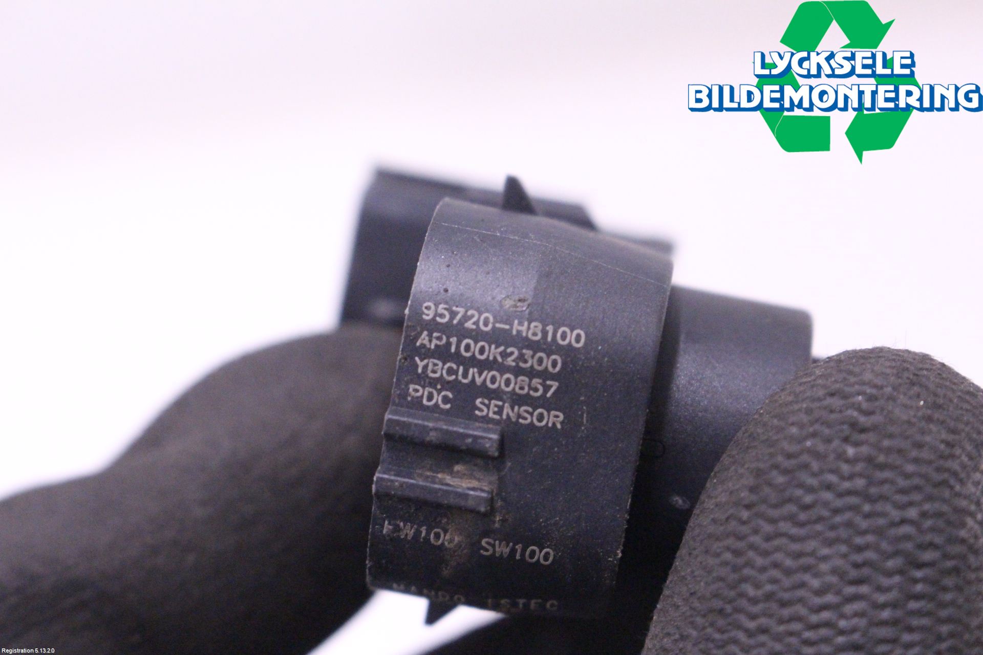 Kia STONIC 18->> Parkeringshjälp Backsensor