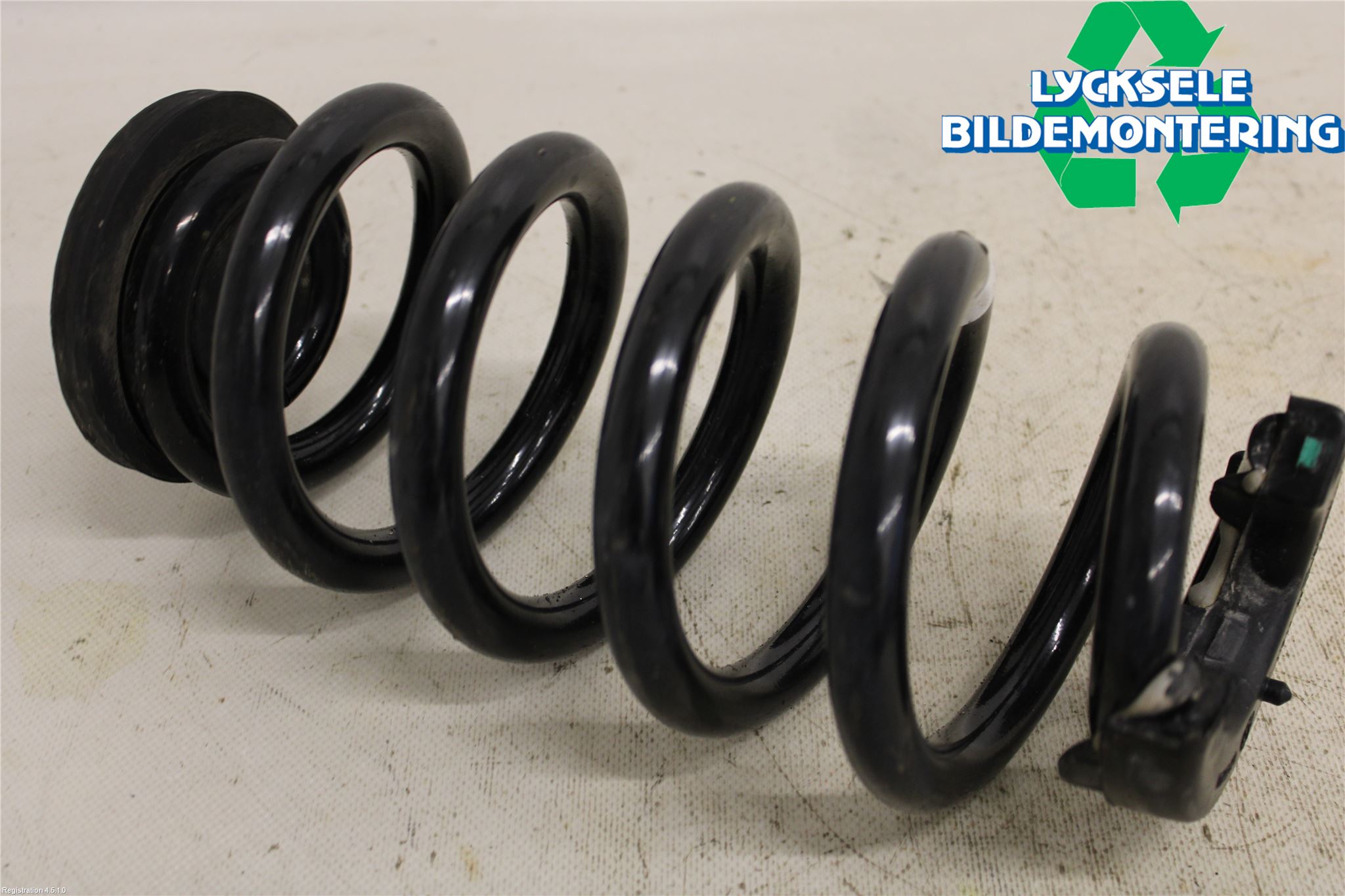 Skoda ENYAQ iV 21- Fjäder Bak