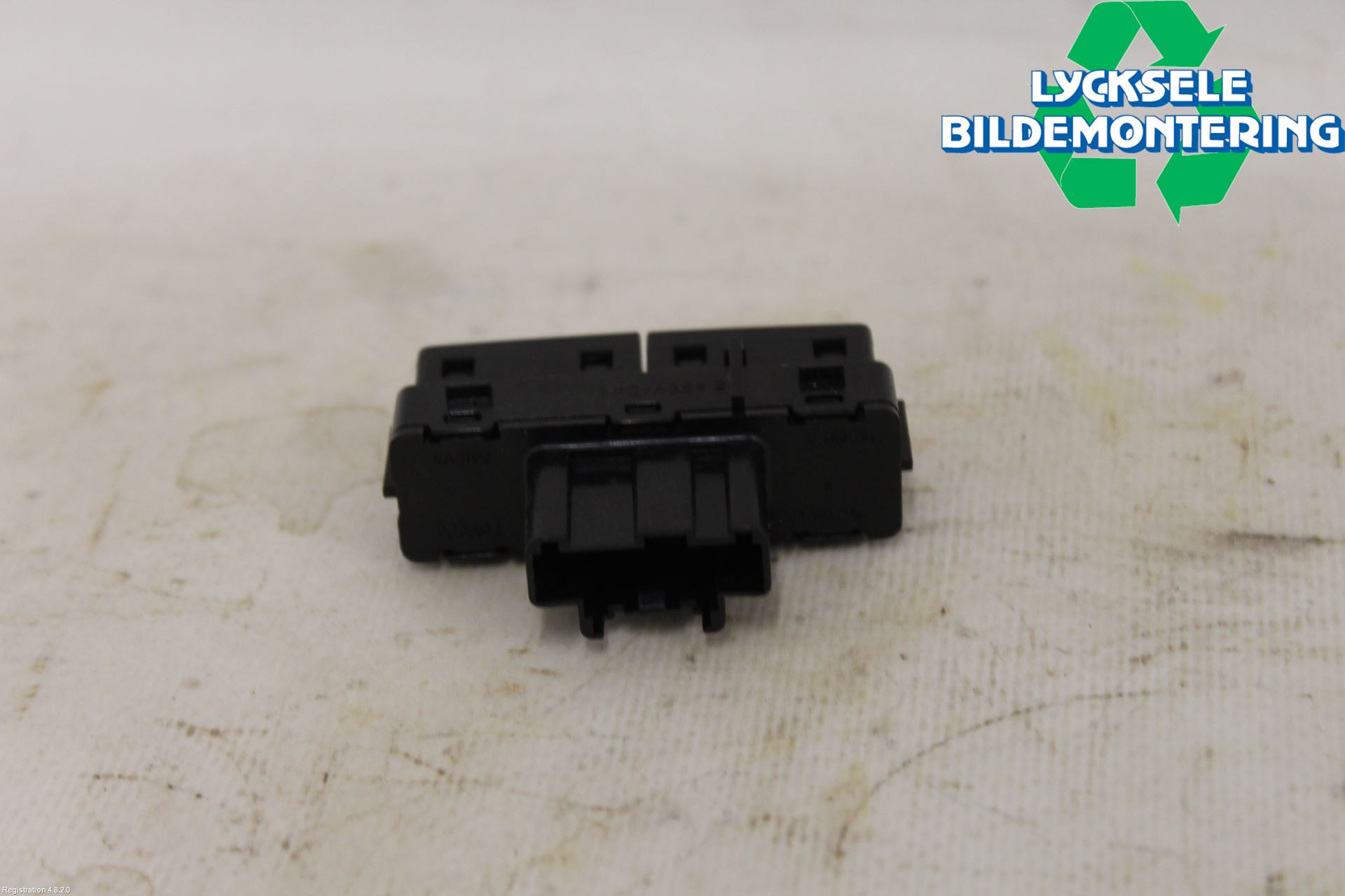 Ford KUGA/KUGA PHEZ/FHEV 20- Strömställare Stolvärme