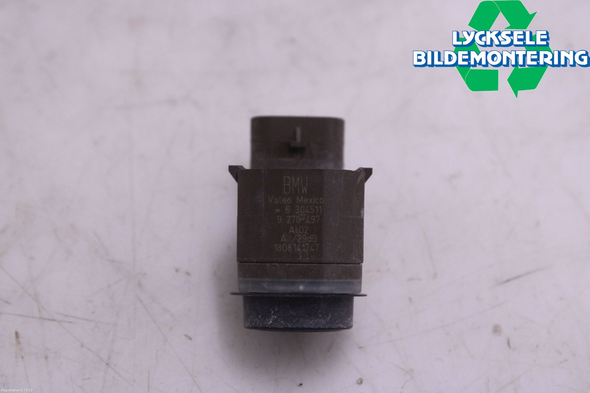 BMW 5 F10/F11/F18 09-17 Parkeringshjälp Frontsensor