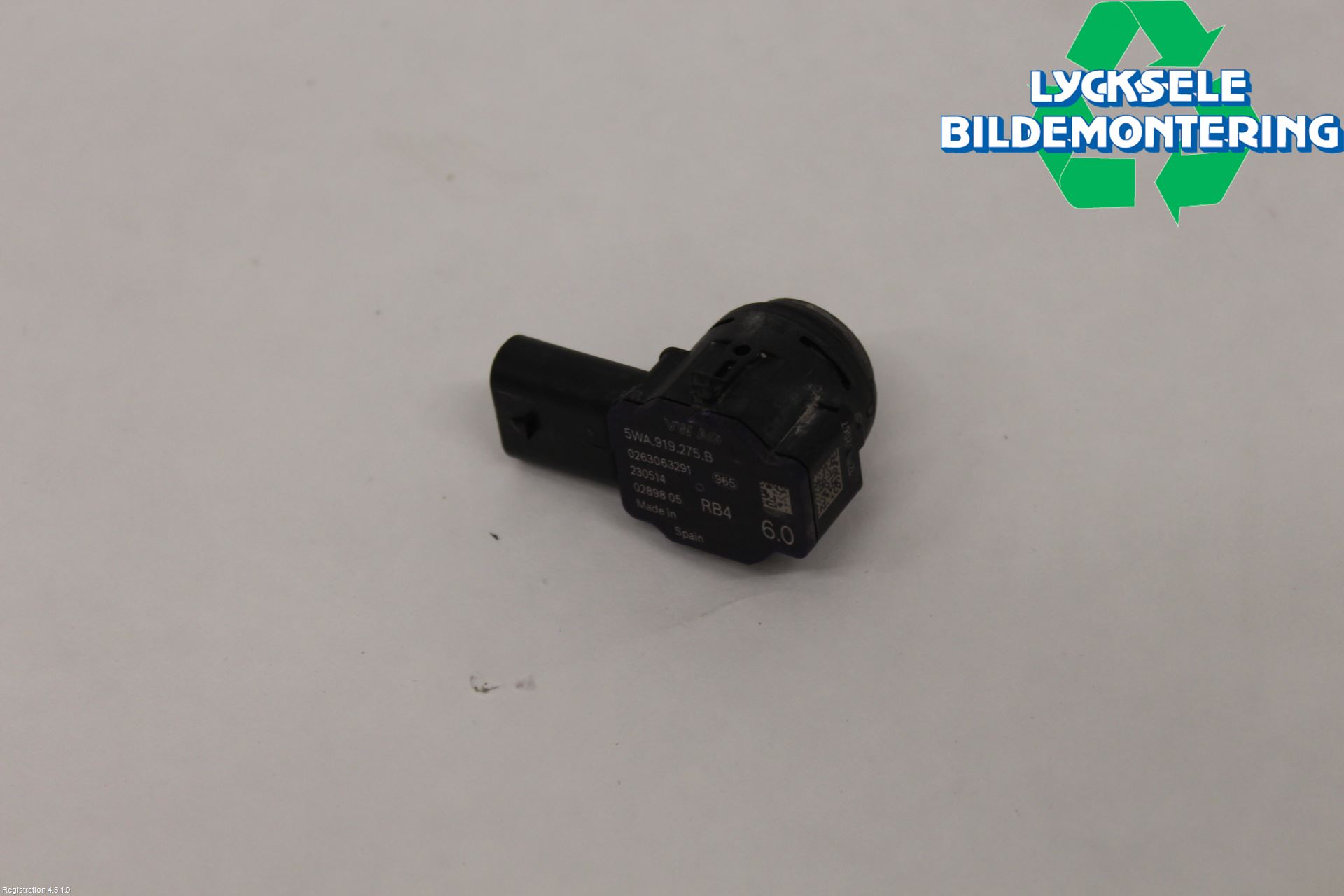 Skoda ENYAQ iV 21- Parkeringshjälp Backsensor