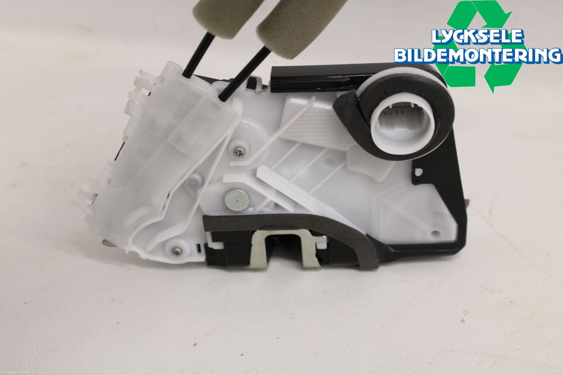 Subaru OUTBACK 21- Låskista-Dörrlås