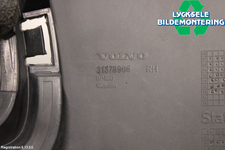 Volvo XC70 14-16 Stötfångardel Fram Hö