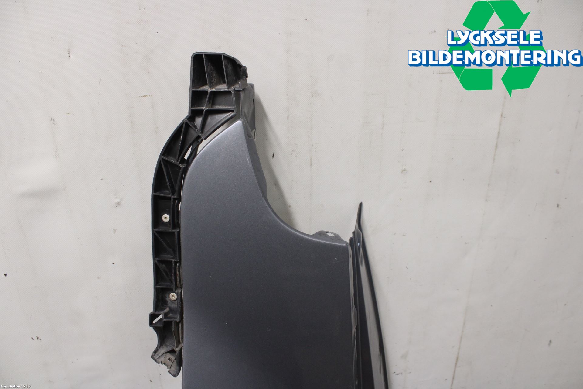 Saab 9-5     06-10 Skärm Fram Vänster