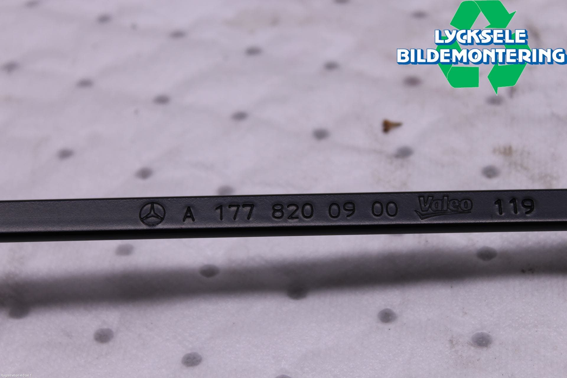 Mercedes-Benz MB CLA-KLASS (C117/X117) 13-19 Torkararm Armar Vindruta