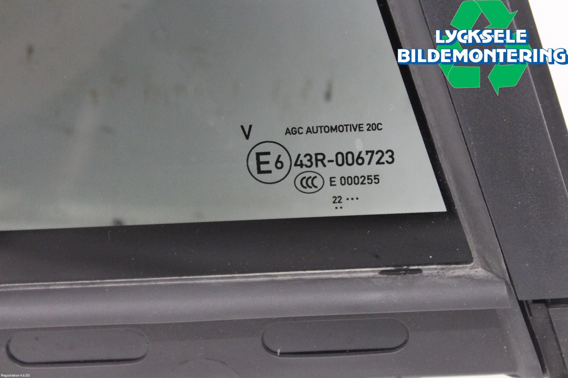 Peugeot 2008/E-2008 20- Dörruta Bak Lilla Hö