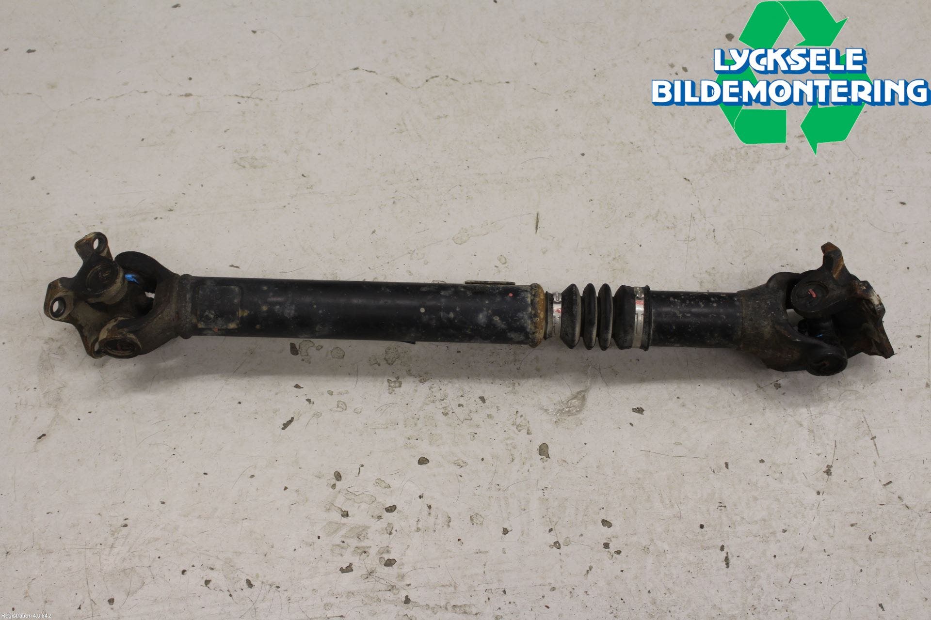 Toyota HILUX 16- Mellanaxel Främre 4Wd