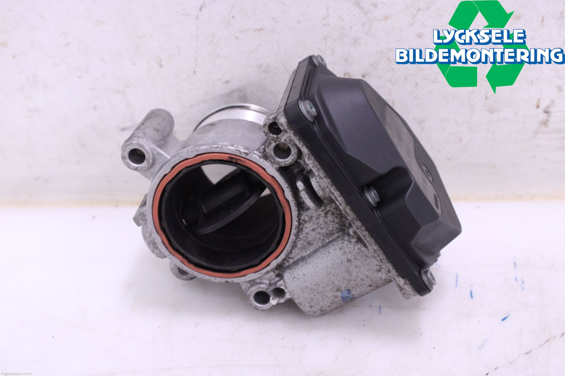 Audi Q3 8U 12-18 Injspjällhus