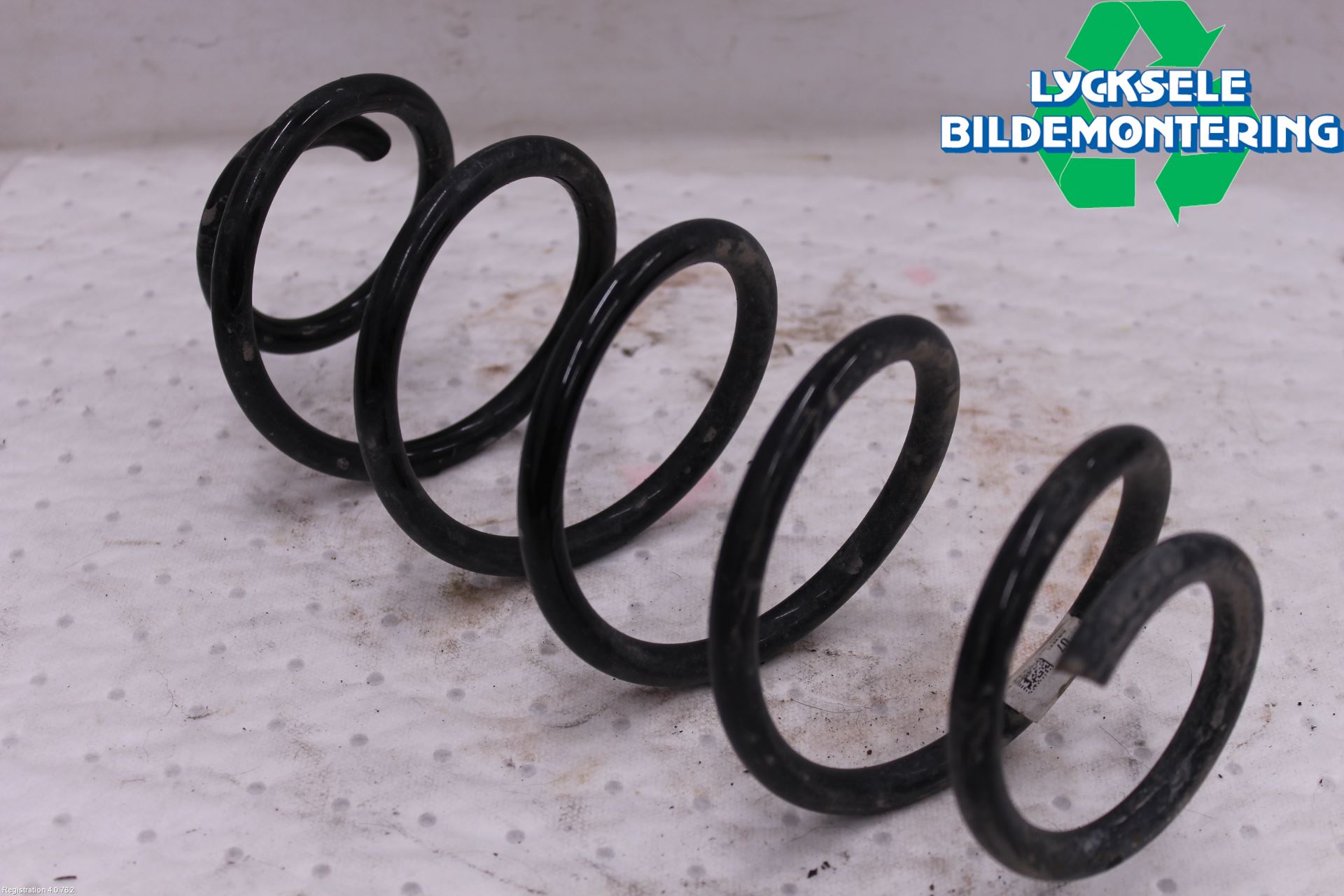 Audi A1 19- Fjäder Bak