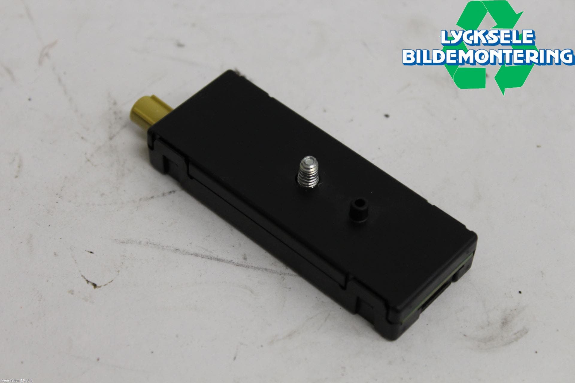 BMW 3 G20/G21/G80/G81 19- Antennförstärkare