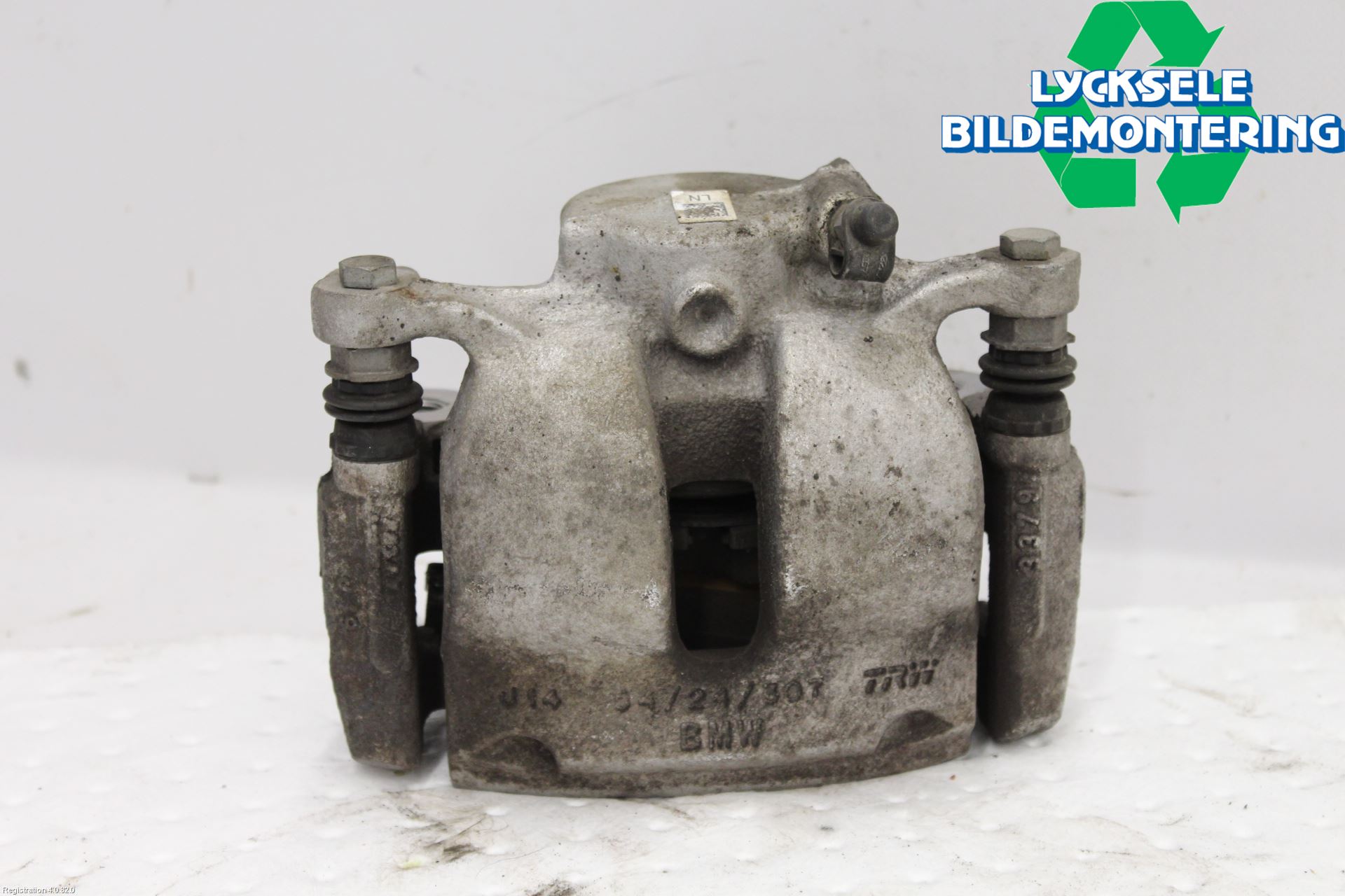 BMW 3 G20/G21/G80/G81 19- Bromsok Fram Höger