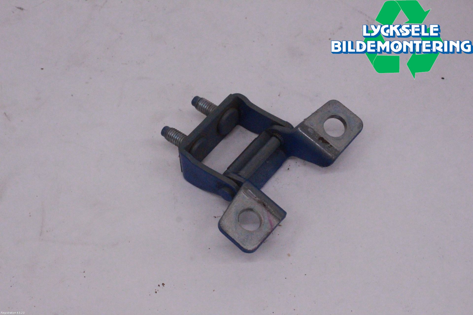 Kia CEED/CEED SW 19- Bakluckegångjärn Hö