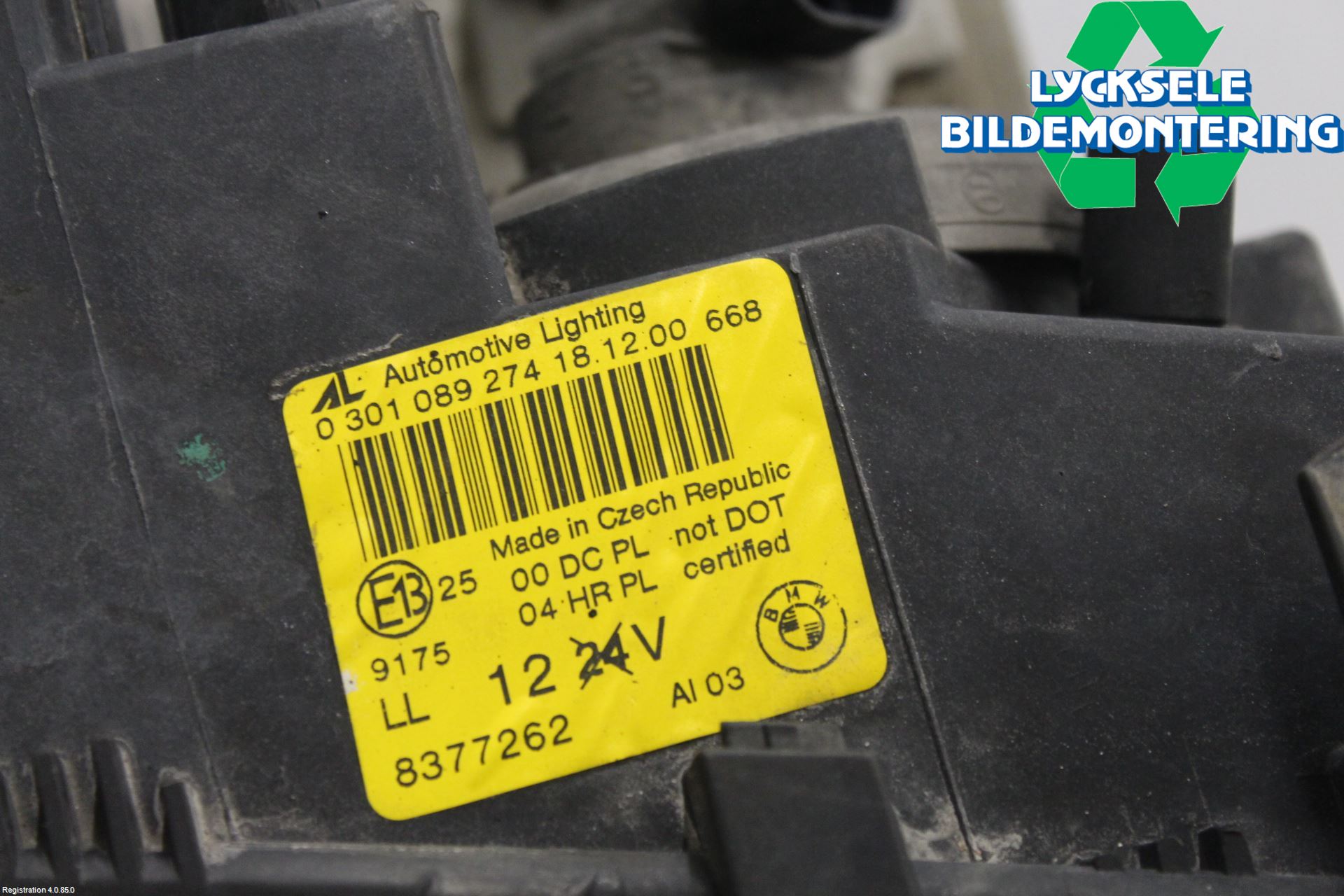 BMW 3 E46      98-05 Strålkastare Höger