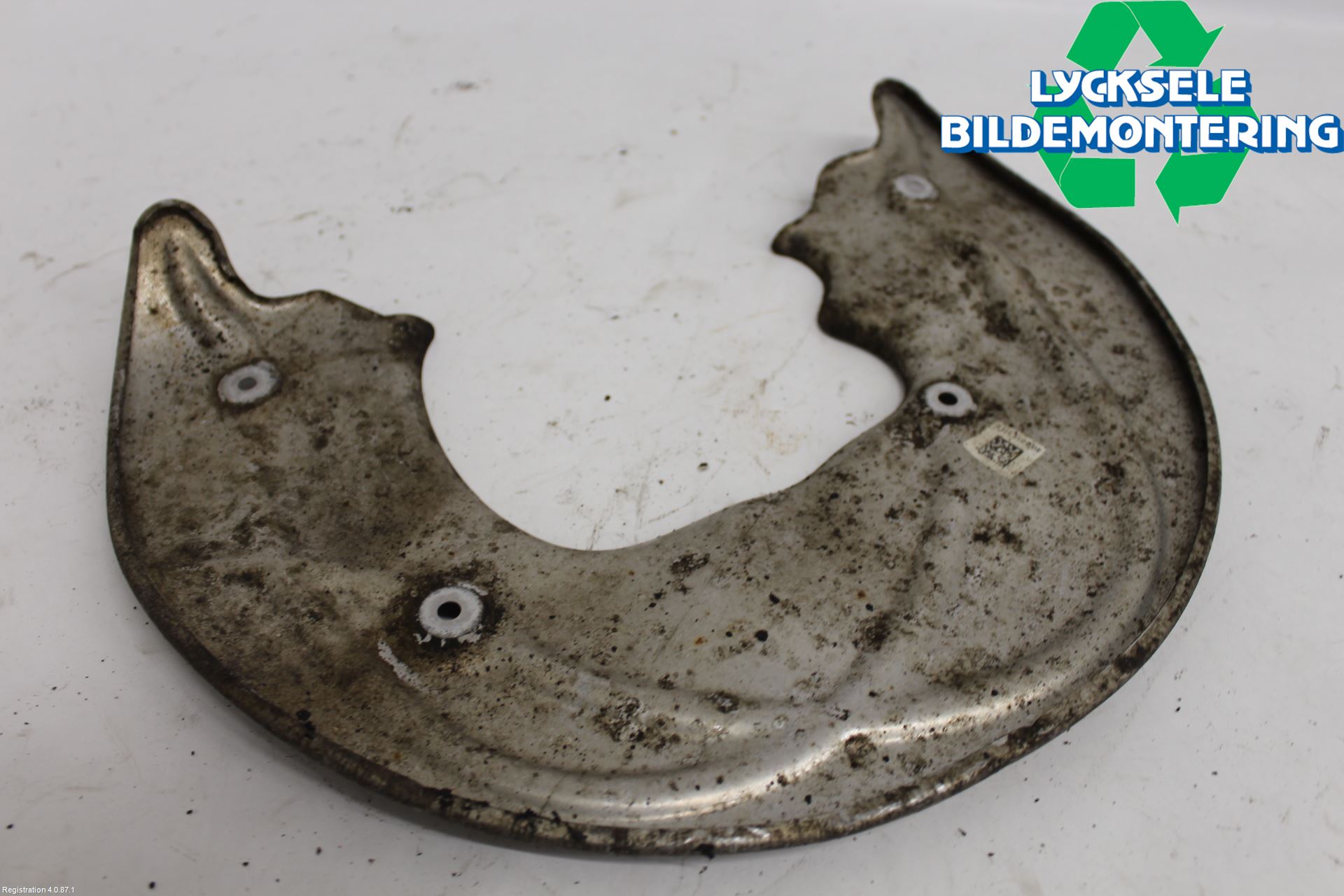 Audi A6 F2/C8 19- Bromssköld Fram