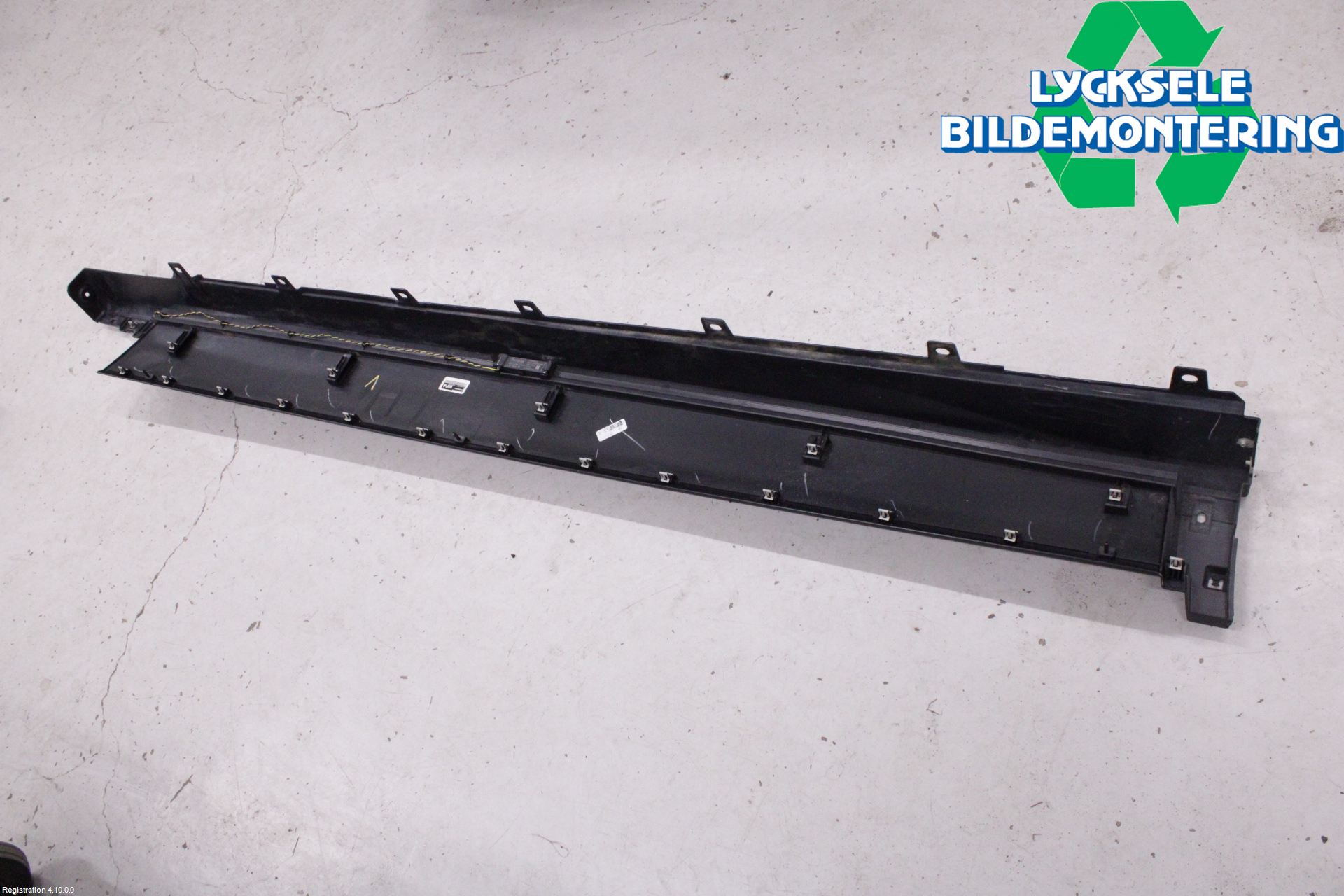 Ford MUSTANG Mach-E 21- Sidokjol Vä