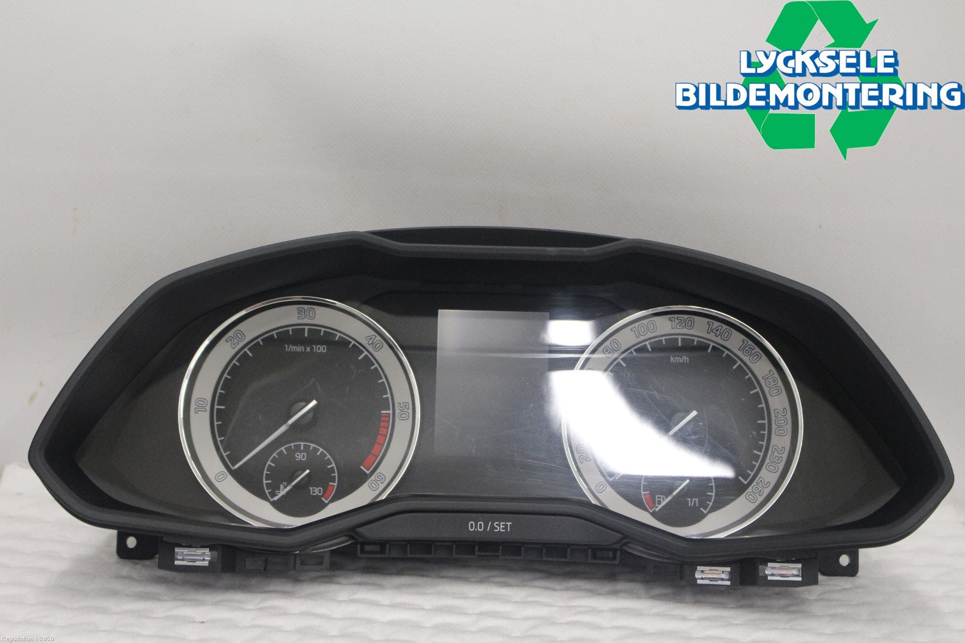 Skoda SUPERB 16-24 Instrument Komb