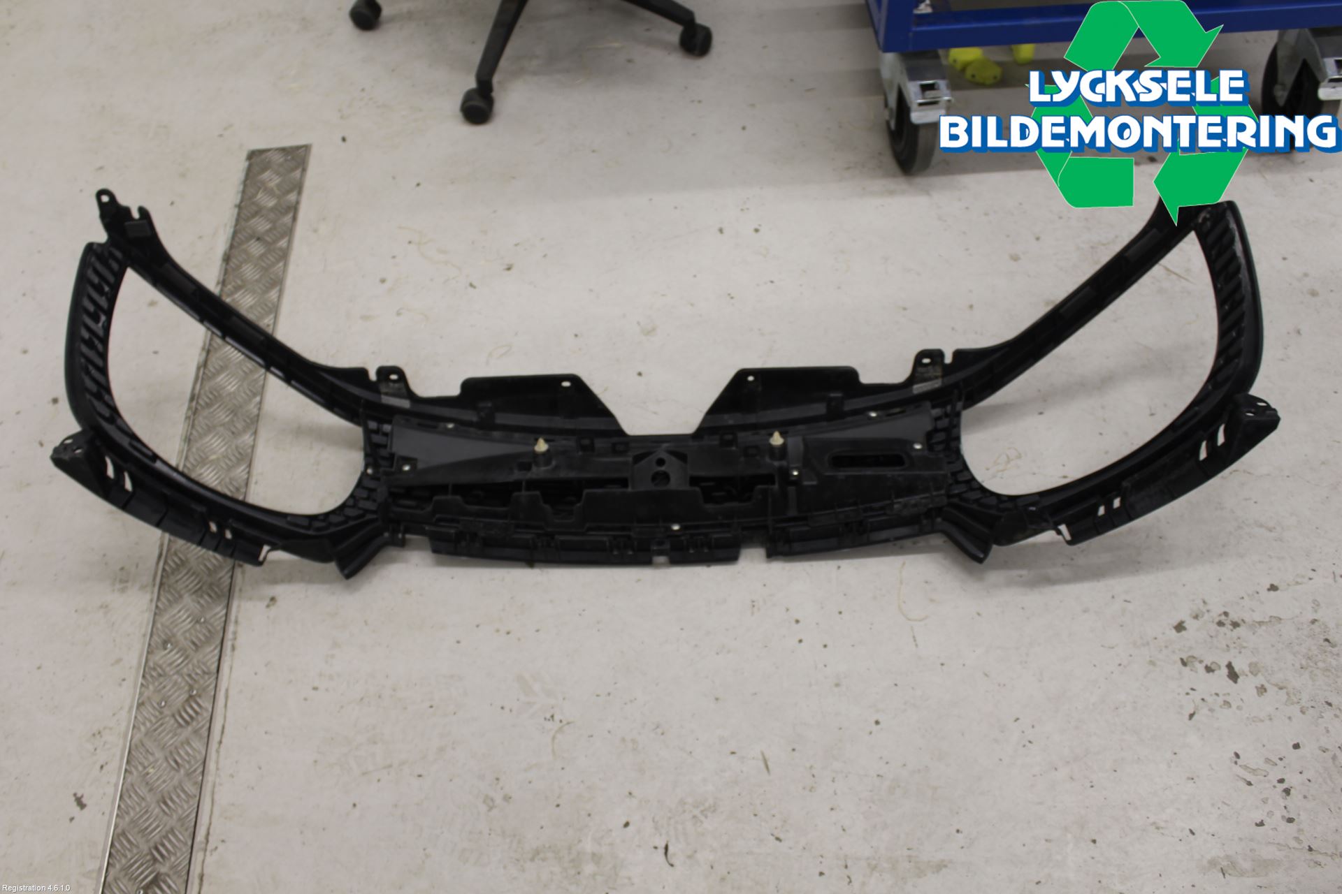 Suzuki IGNIS 01-20 Grill Komp