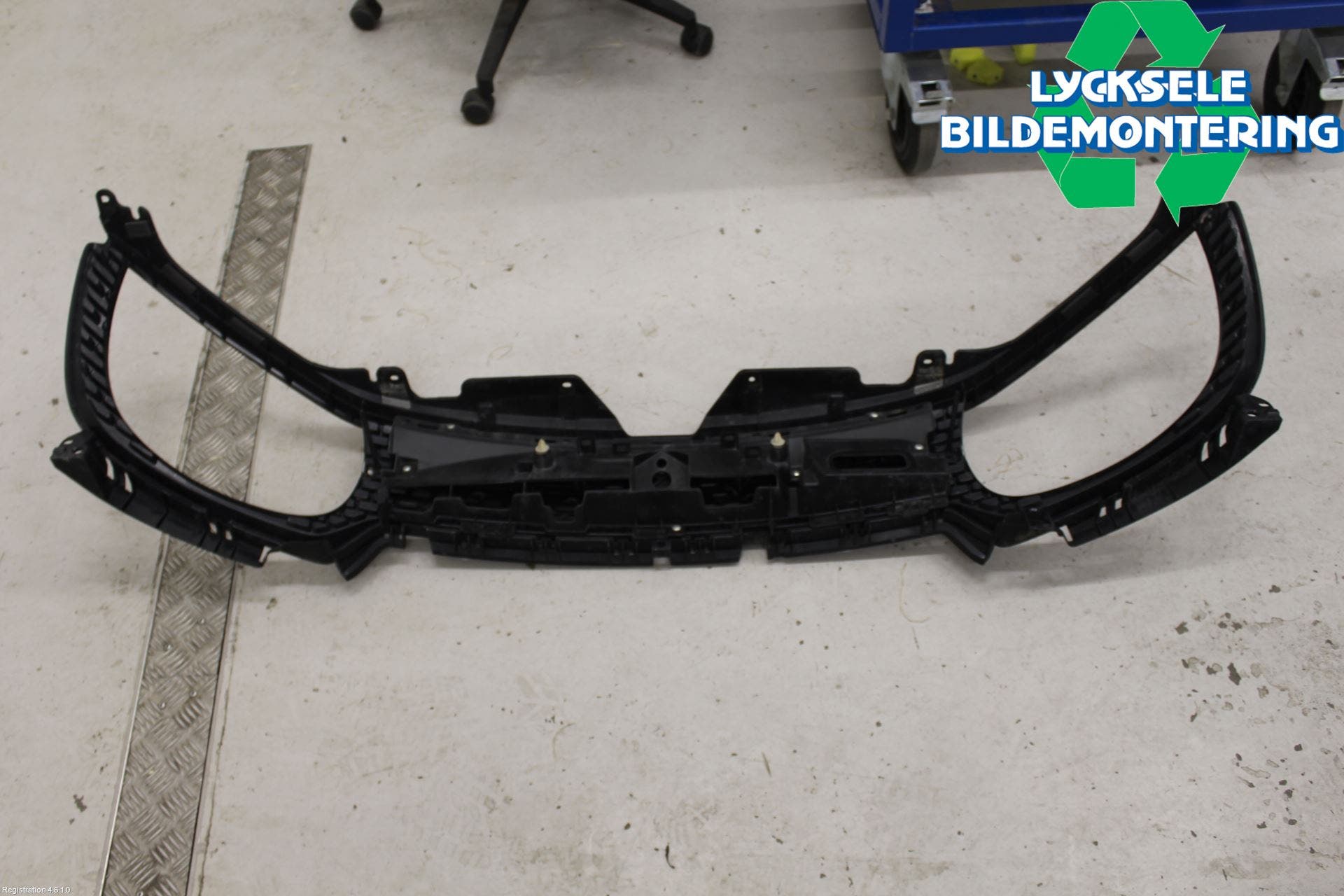 Suzuki IGNIS 01-20 Grill Komp