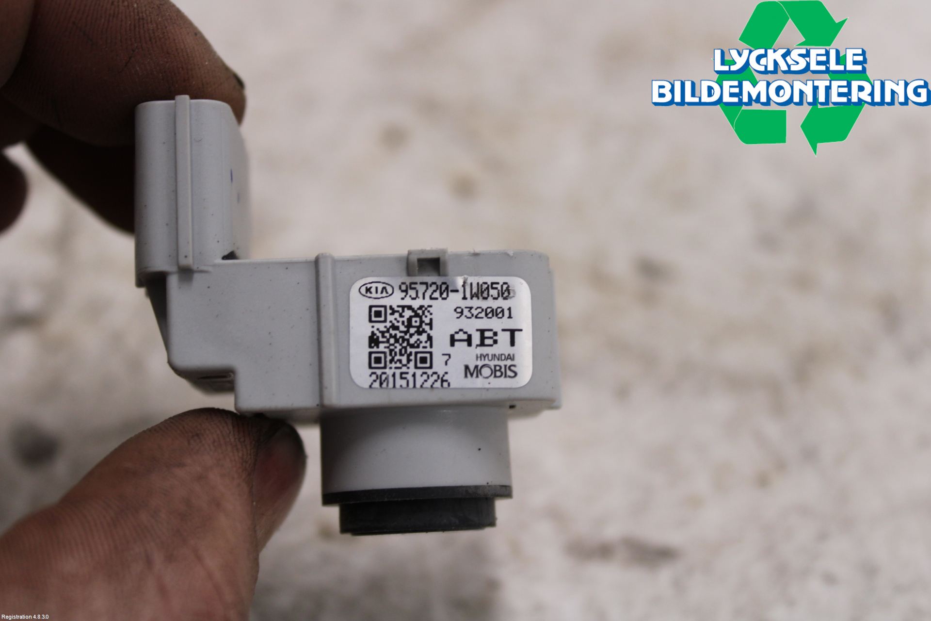 Kia RIO 12-16 Parkeringshjälp Backsensor