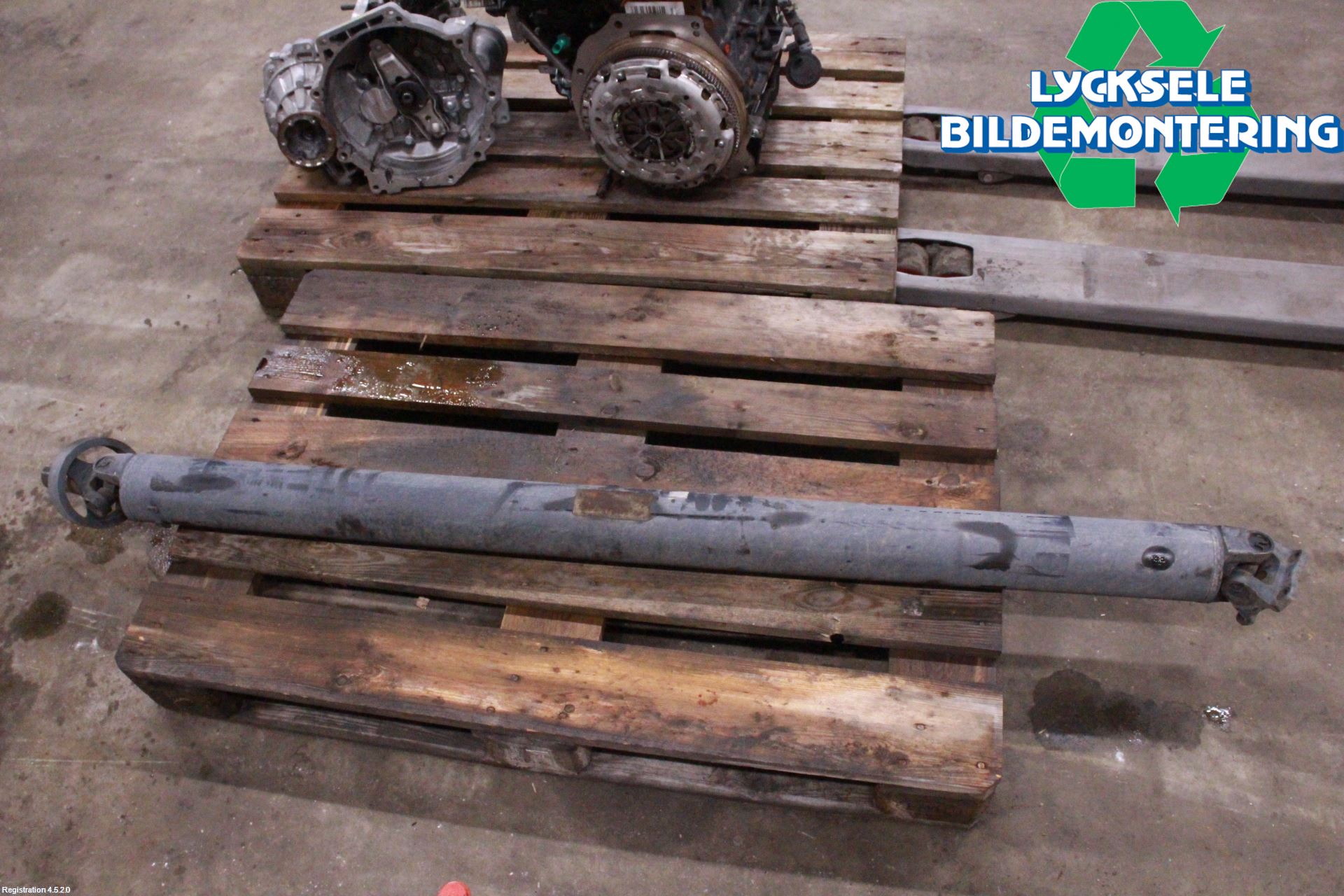 Dodge PICK UP RAM 81- Mellanaxel Komp