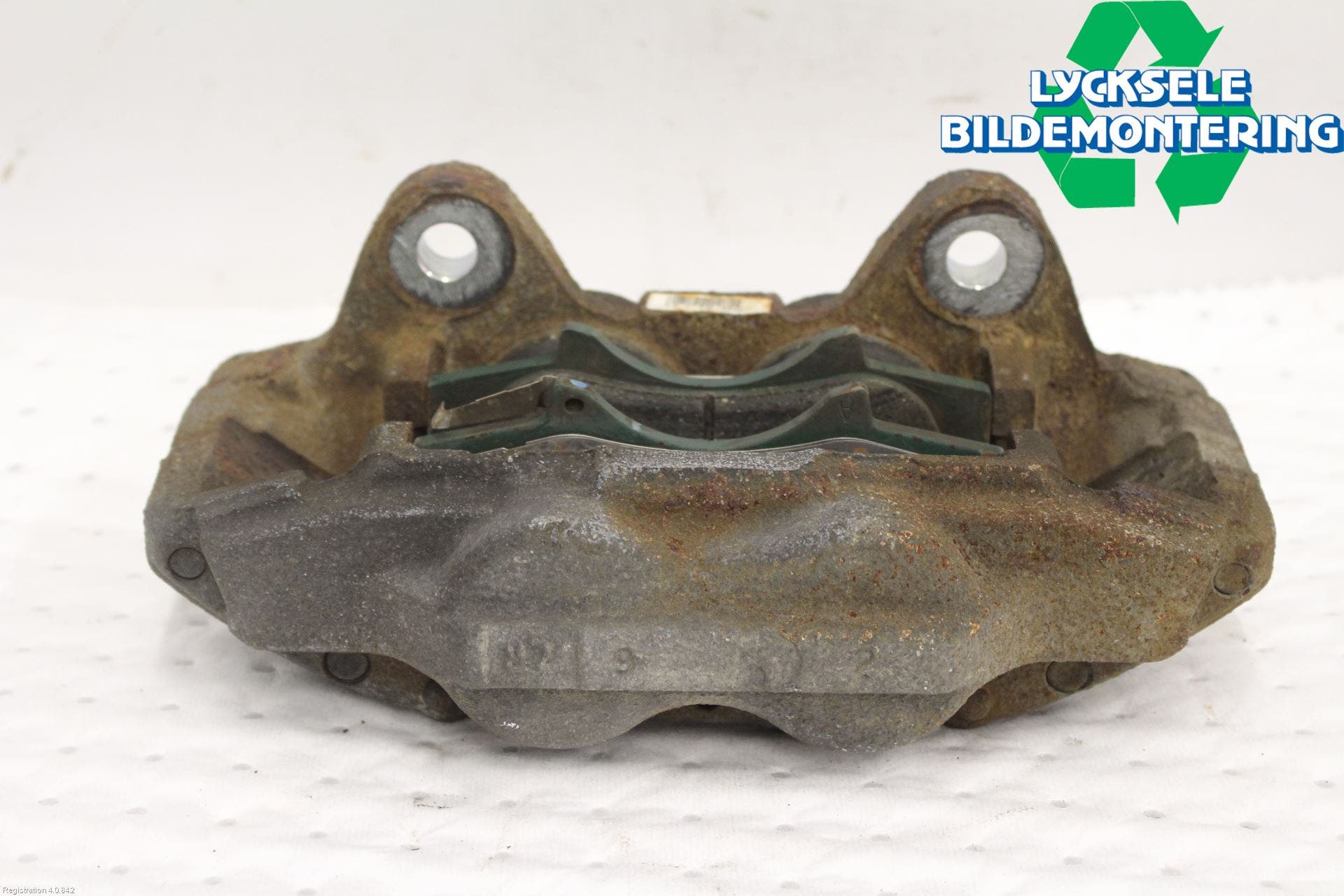 Toyota HILUX 16- Bromsok Fram Höger