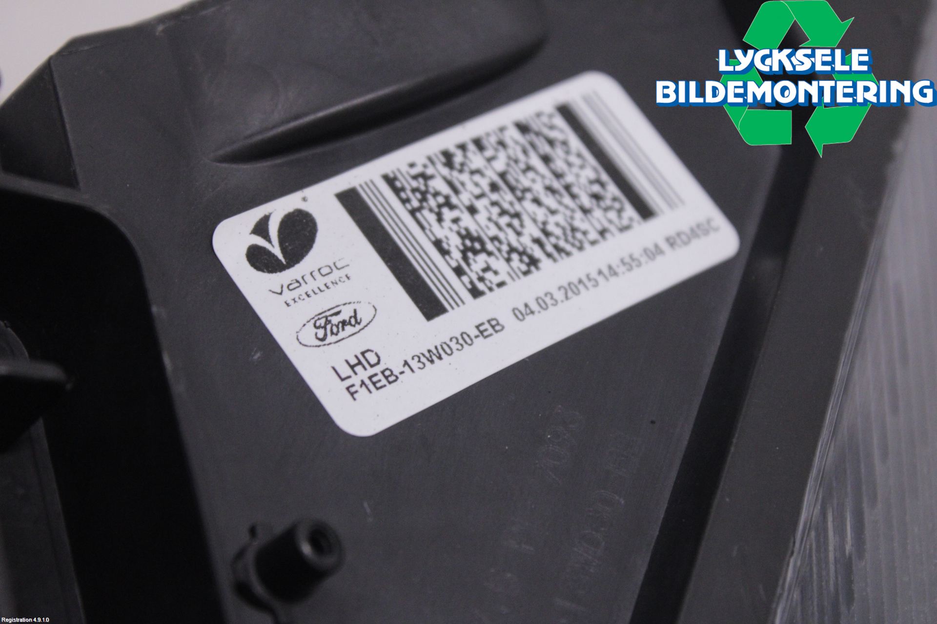 Ford FOCUS 15-18 Strålkastare Vänster