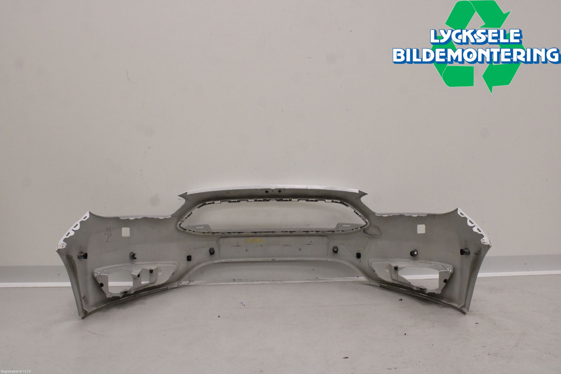 Ford FOCUS 15-18 Stötfångarbeklädnad Fram