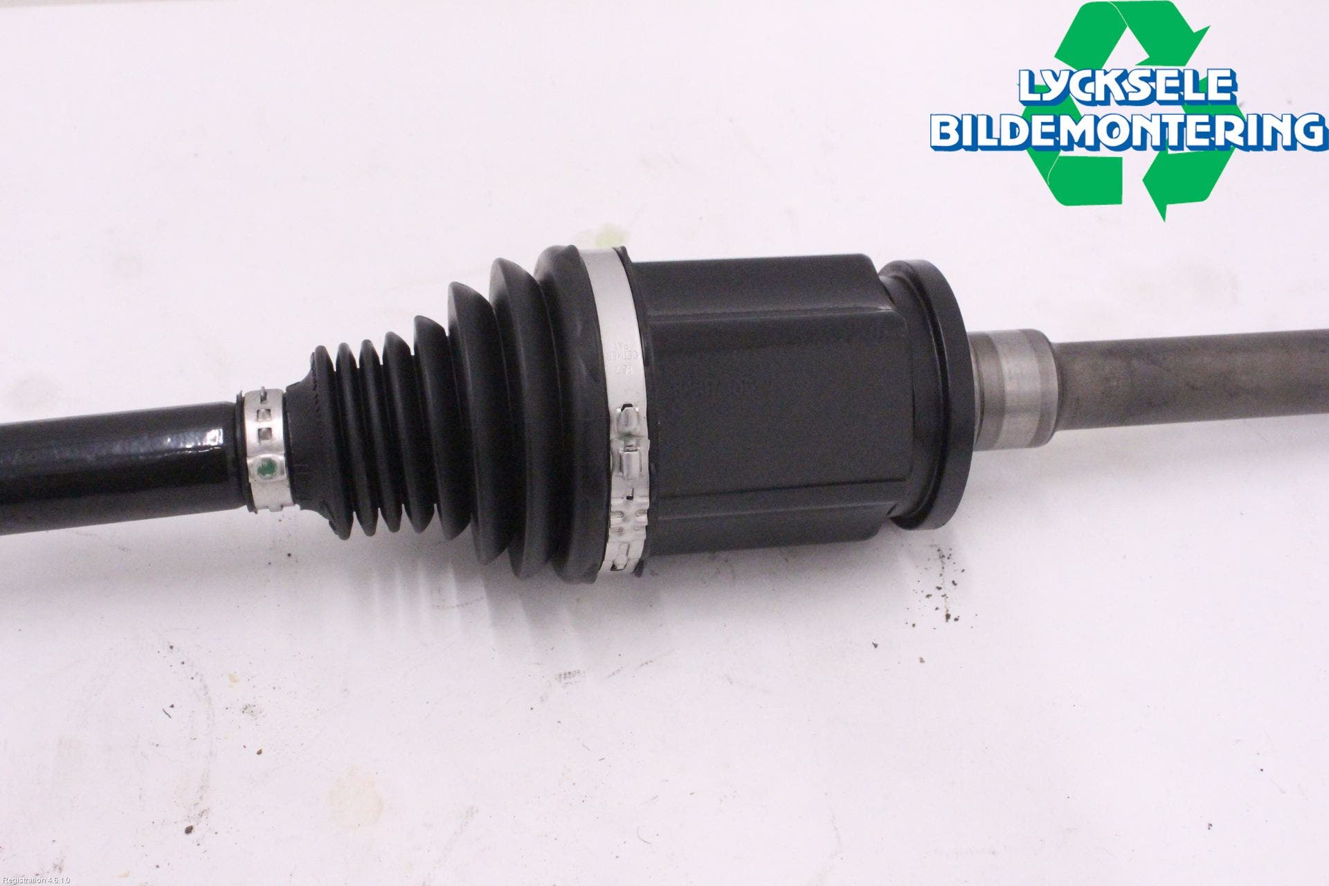 BMW X3 G01 18- Drivaxel Fram Höger