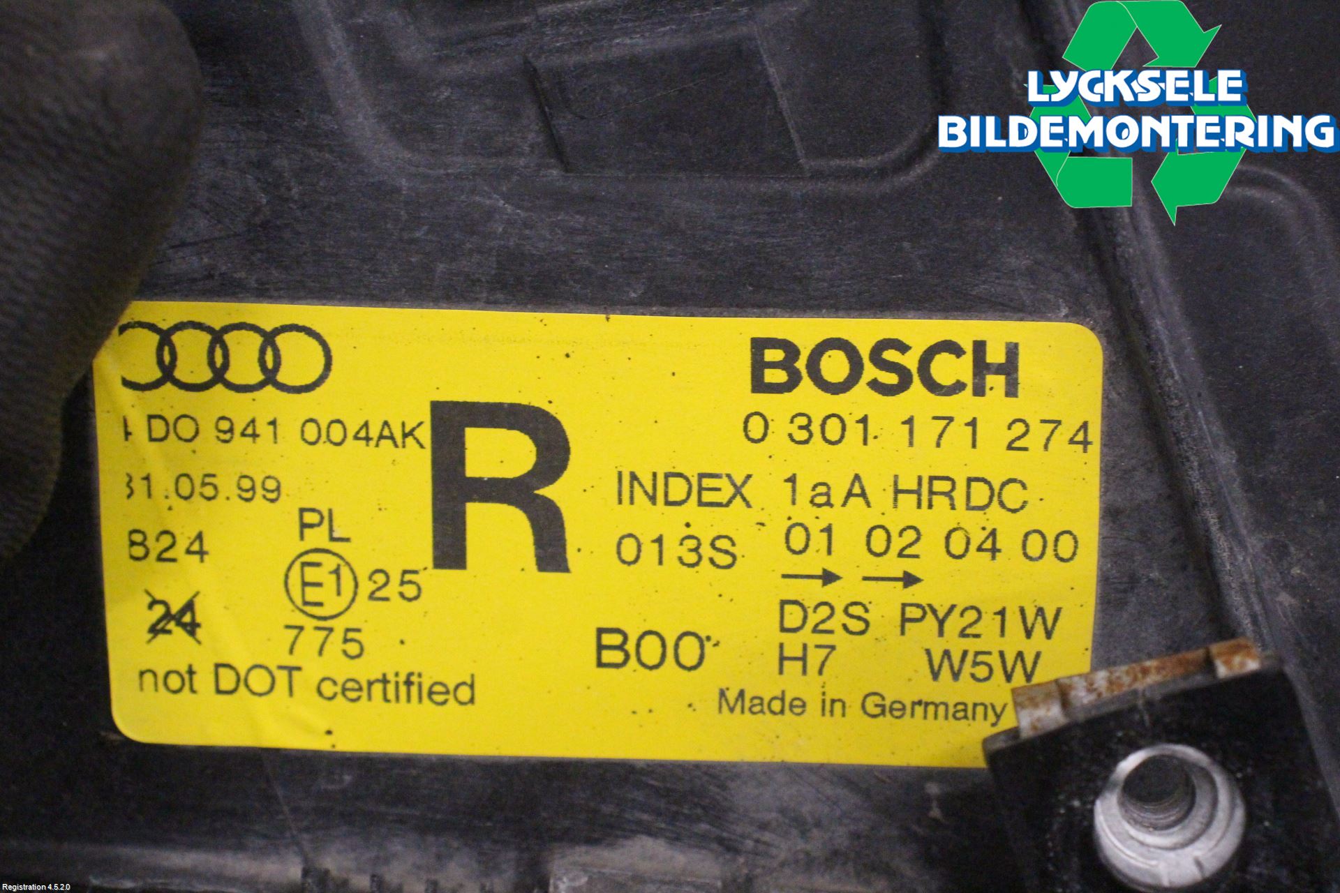 Audi A8/S8 4D 94-02 Strålkastare Höger