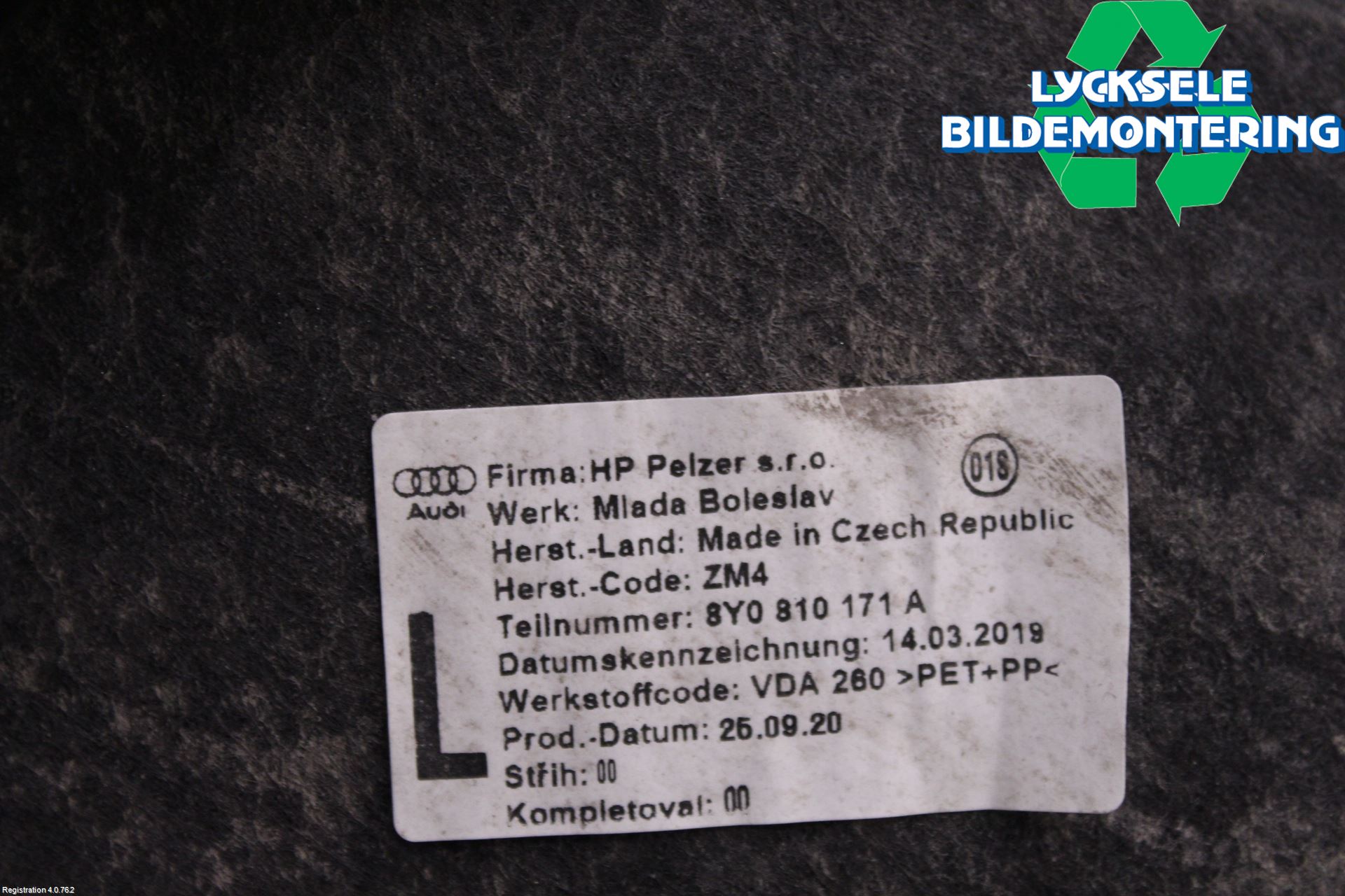 Audi A3/S3 8Y 21- Skärm Inner