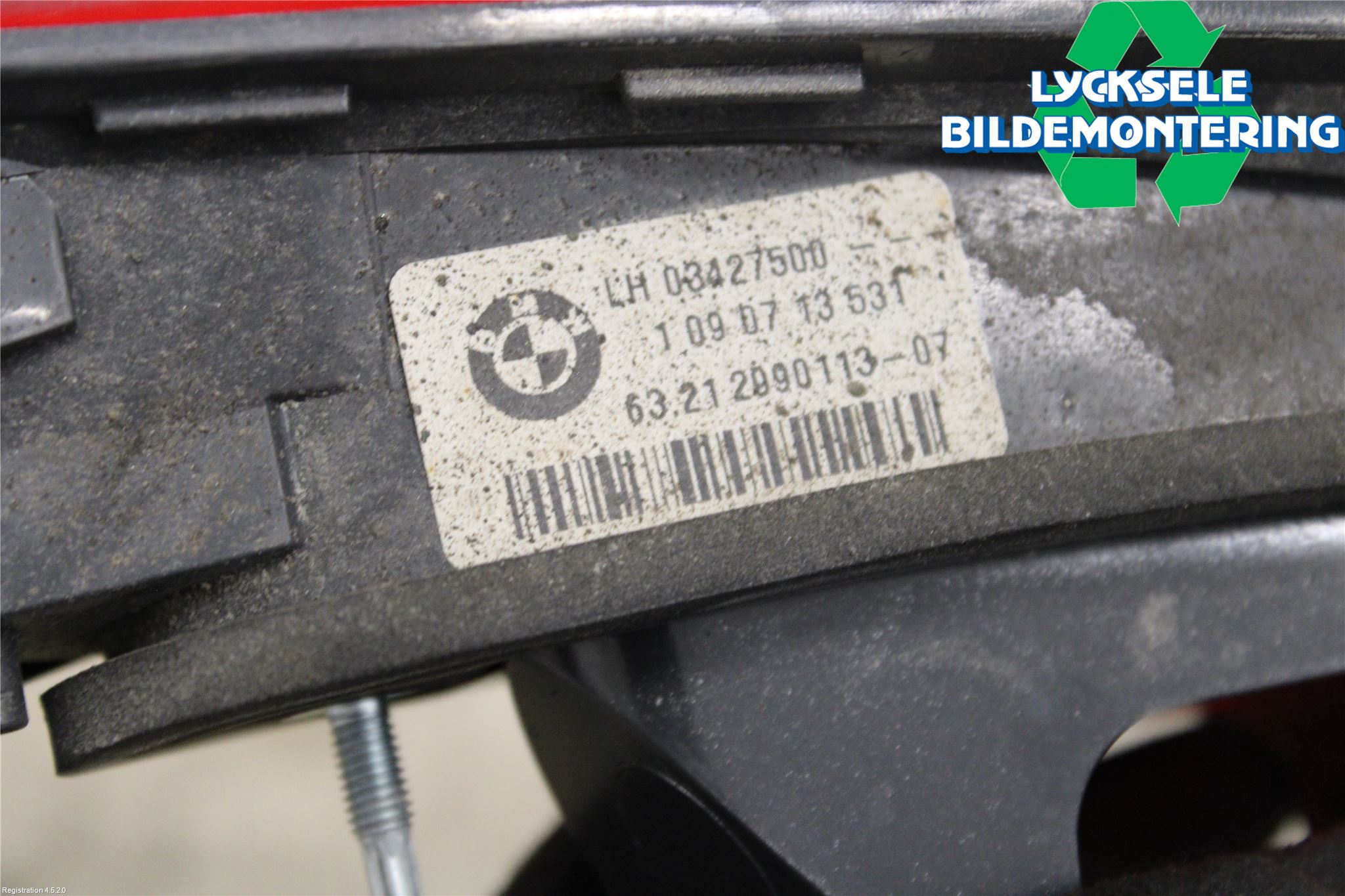 BMW X1 E84 10-15 Bakljus Lucka Vä