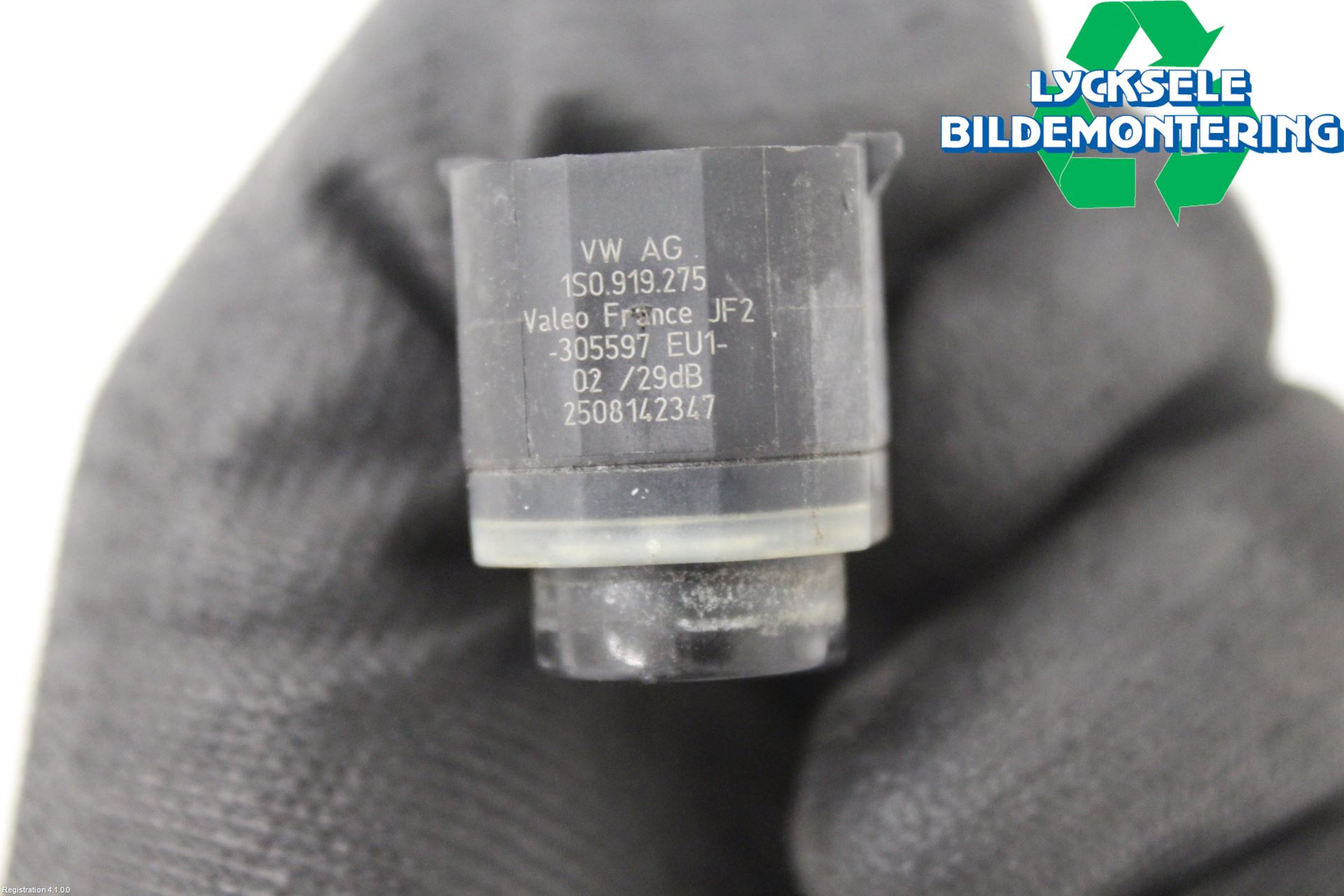 Audi A6 ALLROAD 12-18 Parkeringshjälp Frontsensor